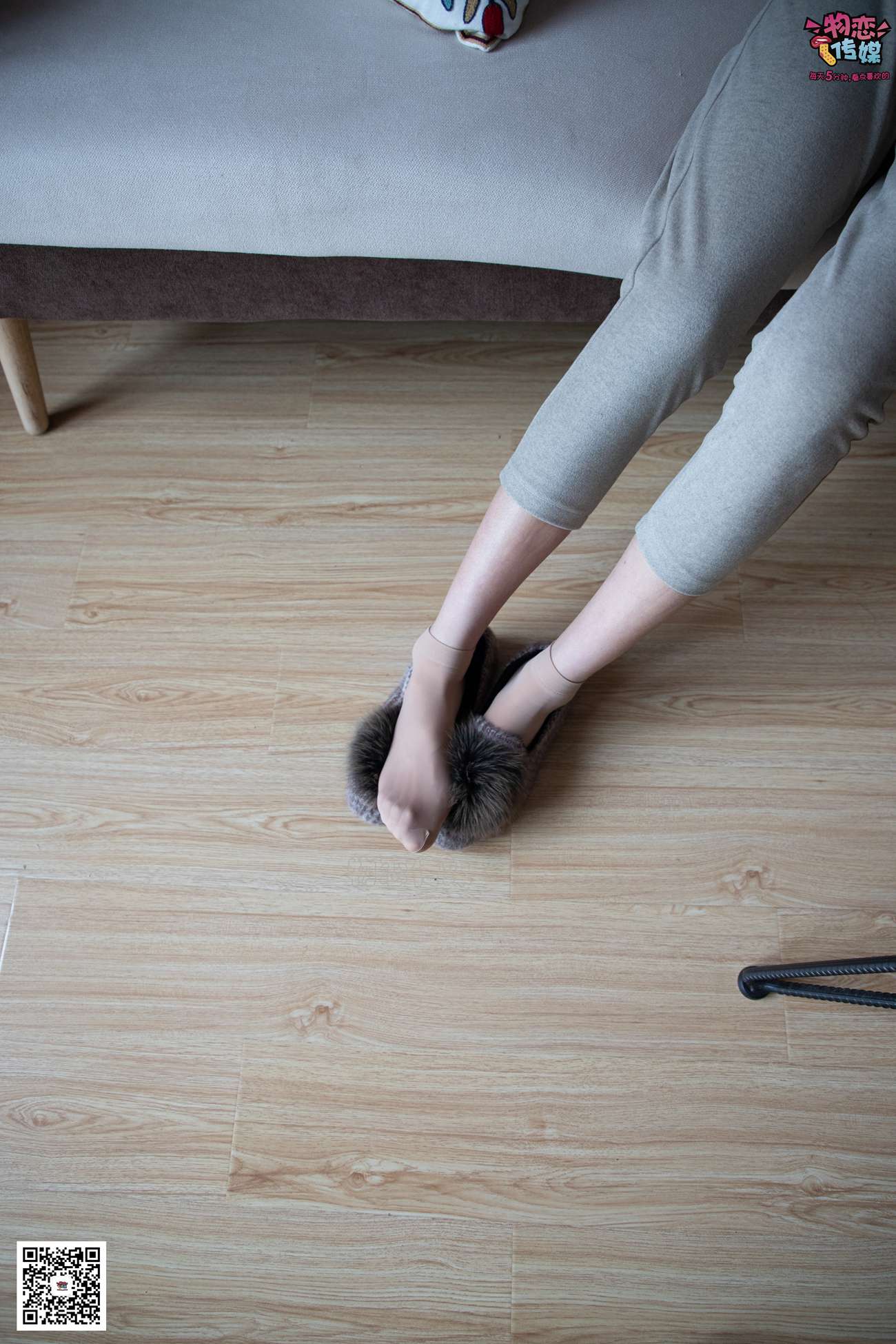 图片[101]-勿恋传媒 No.070 肉丝长发镁钕 执剑舞一曲 温柔与谁共 [160P] – 速更版-美库