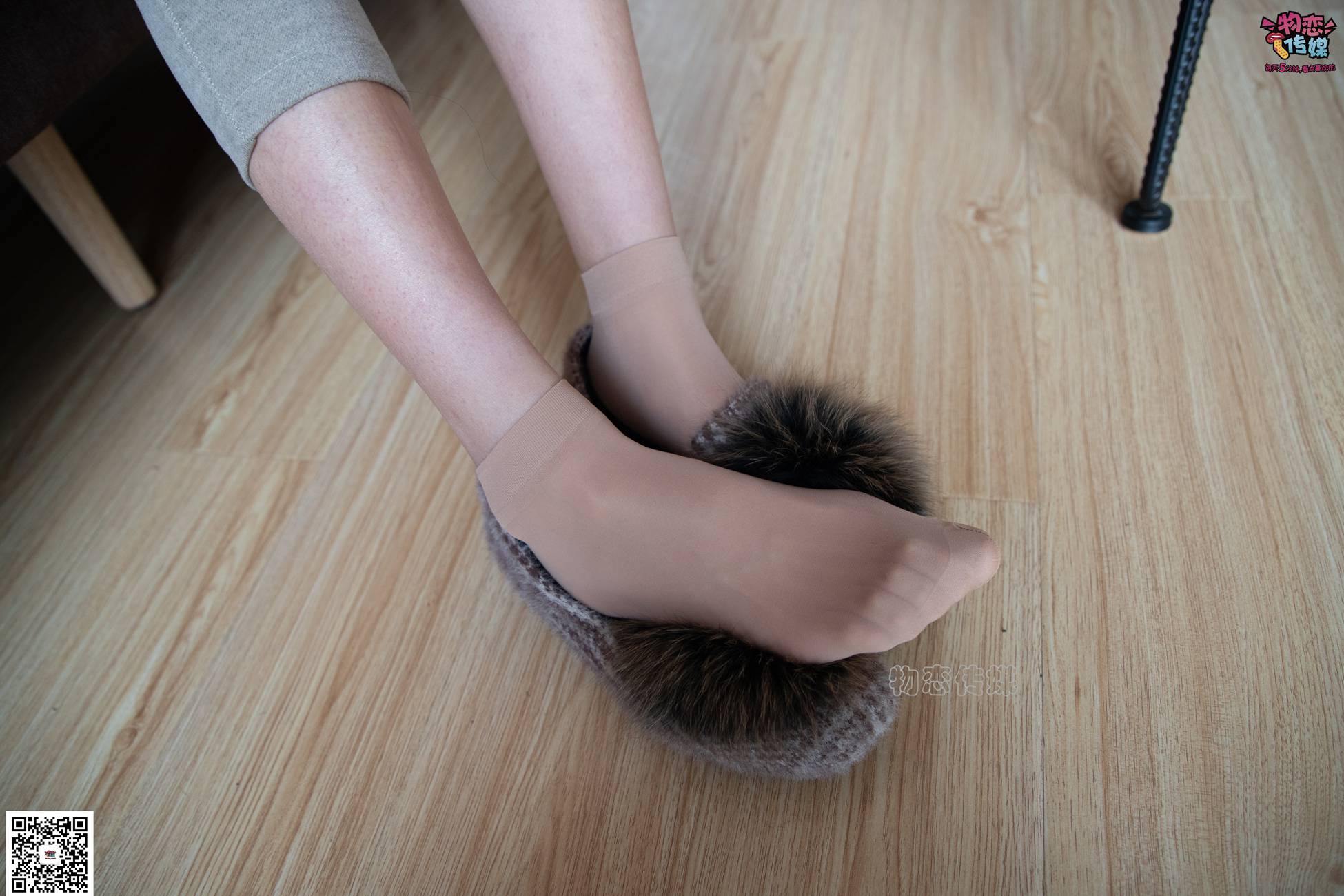 图片[102]-勿恋传媒 No.070 肉丝长发镁钕 执剑舞一曲 温柔与谁共 [160P] – 速更版-美库