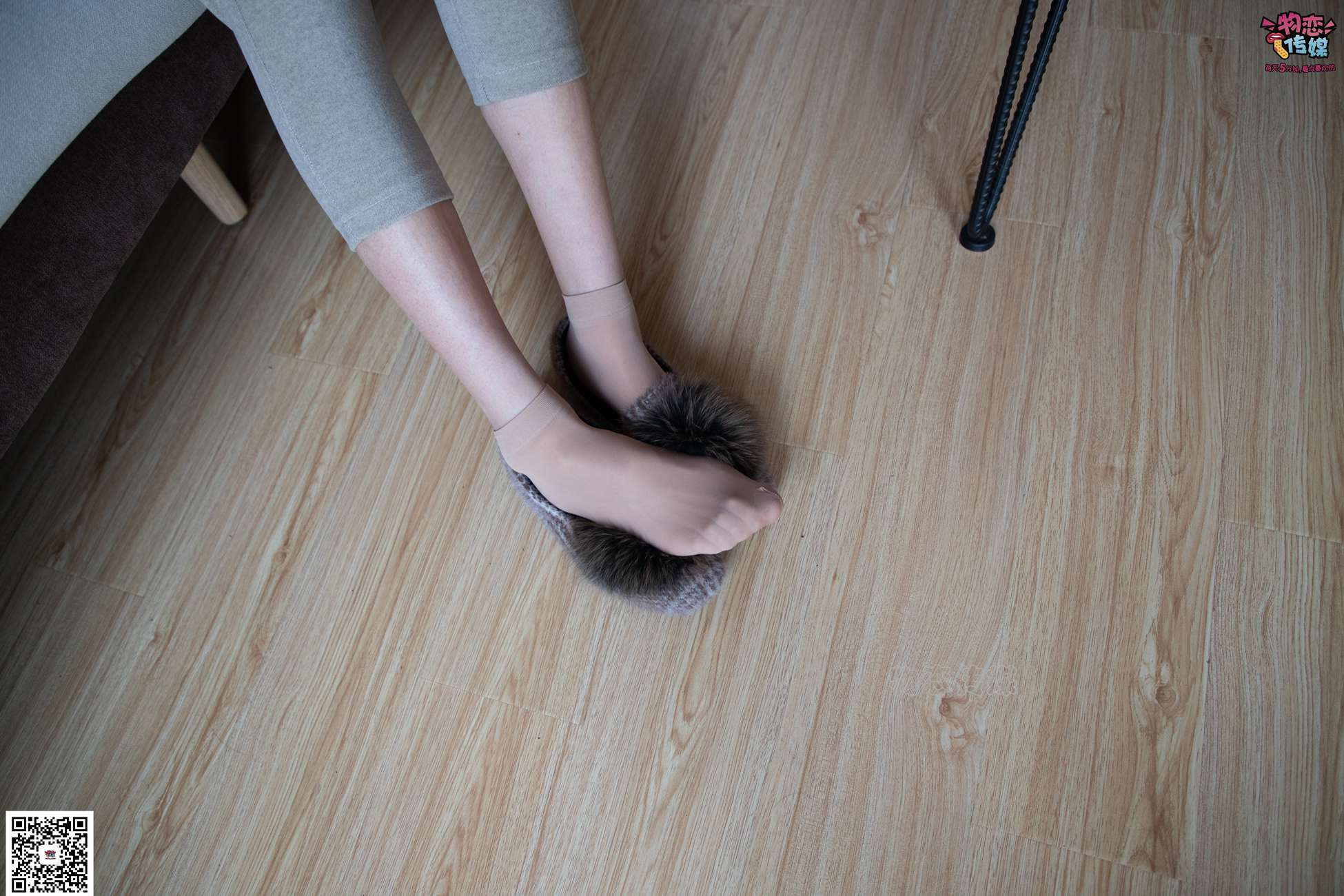 图片[103]-勿恋传媒 No.070 肉丝长发镁钕 执剑舞一曲 温柔与谁共 [160P] – 速更版-美库