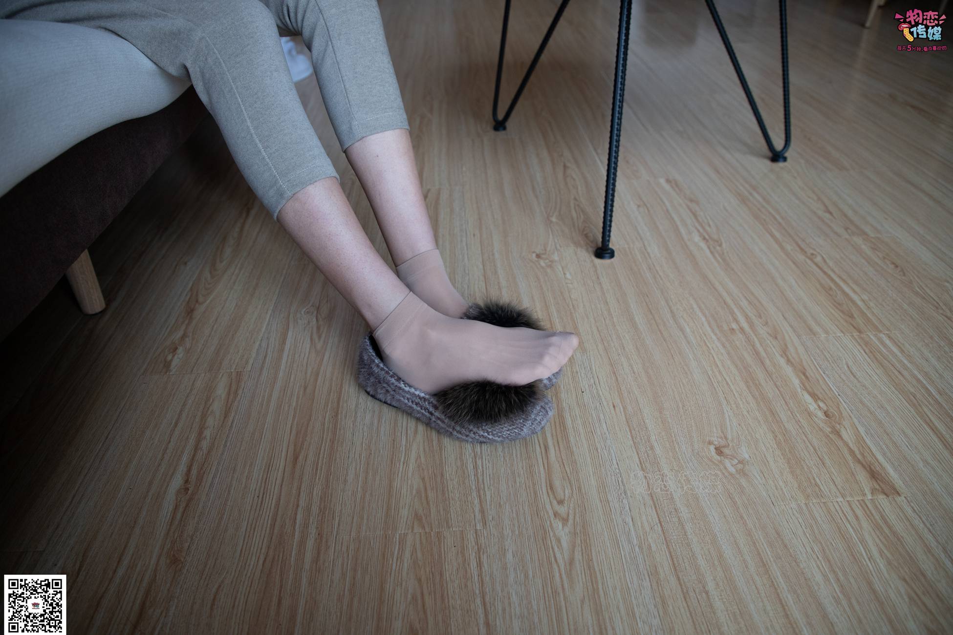 图片[105]-勿恋传媒 No.070 肉丝长发镁钕 执剑舞一曲 温柔与谁共 [160P] – 速更版-美库