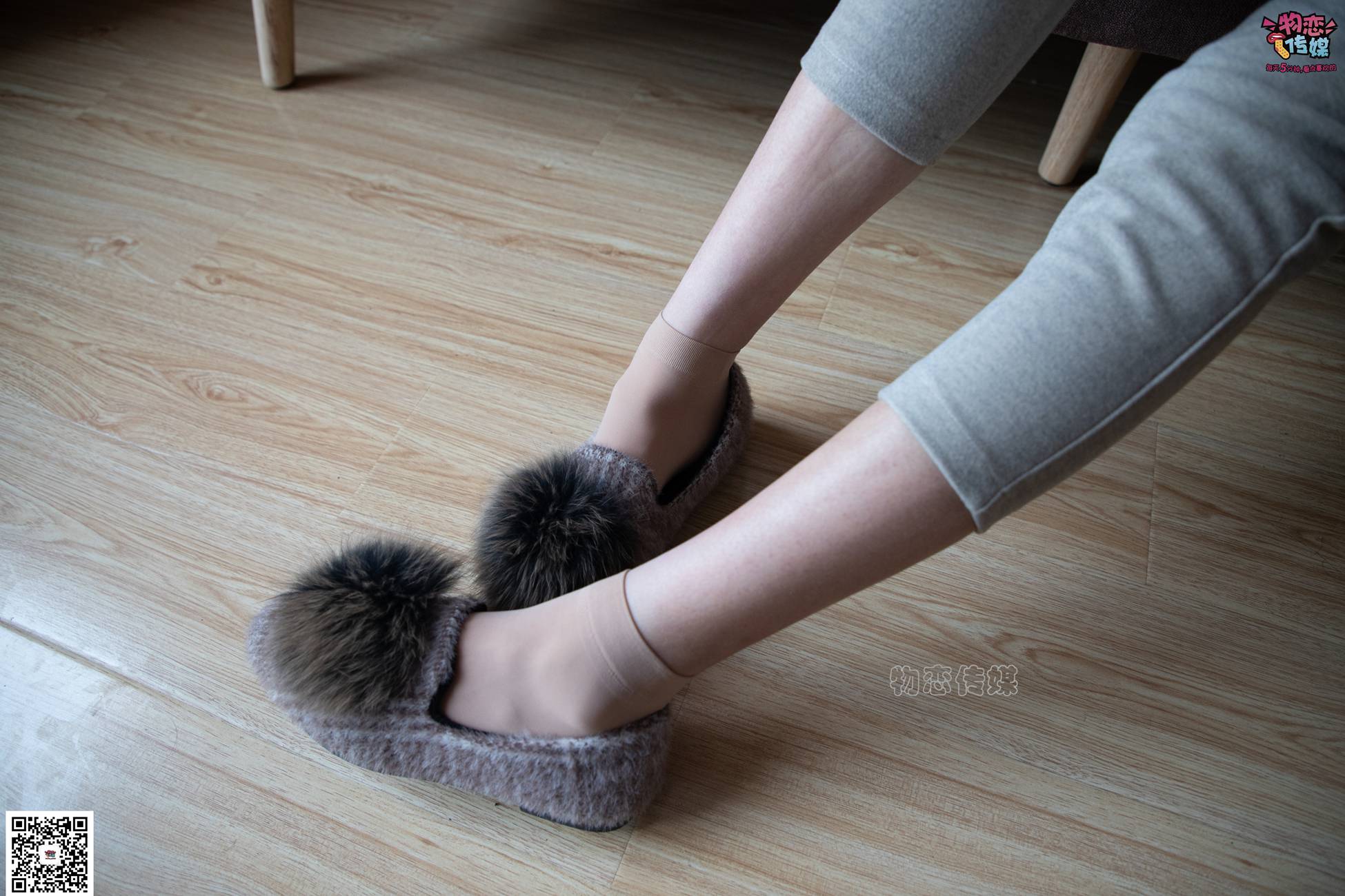 图片[111]-勿恋传媒 No.070 肉丝长发镁钕 执剑舞一曲 温柔与谁共 [160P] – 速更版-美库