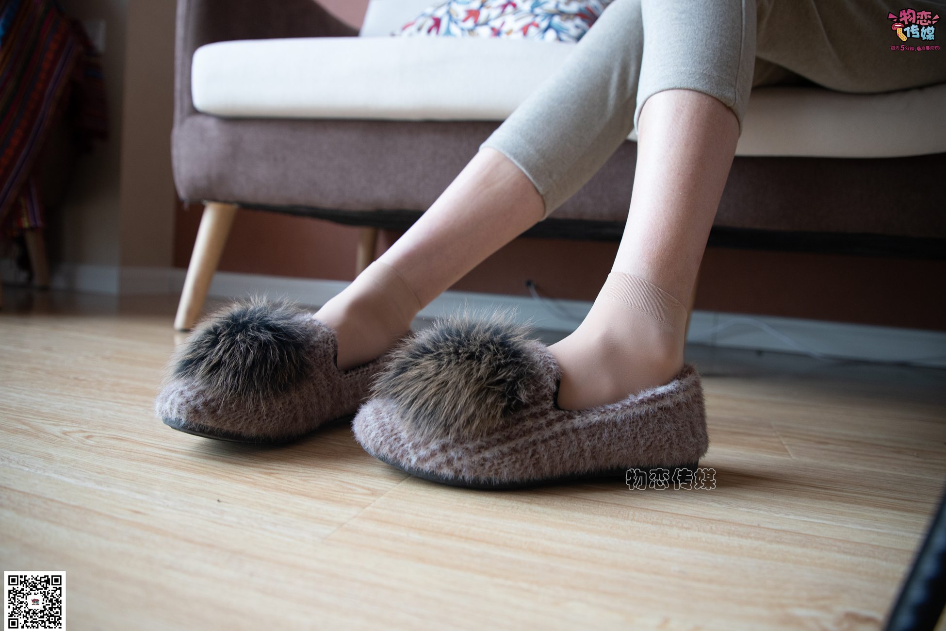 图片[113]-勿恋传媒 No.070 肉丝长发镁钕 执剑舞一曲 温柔与谁共 [160P] – 速更版-美库