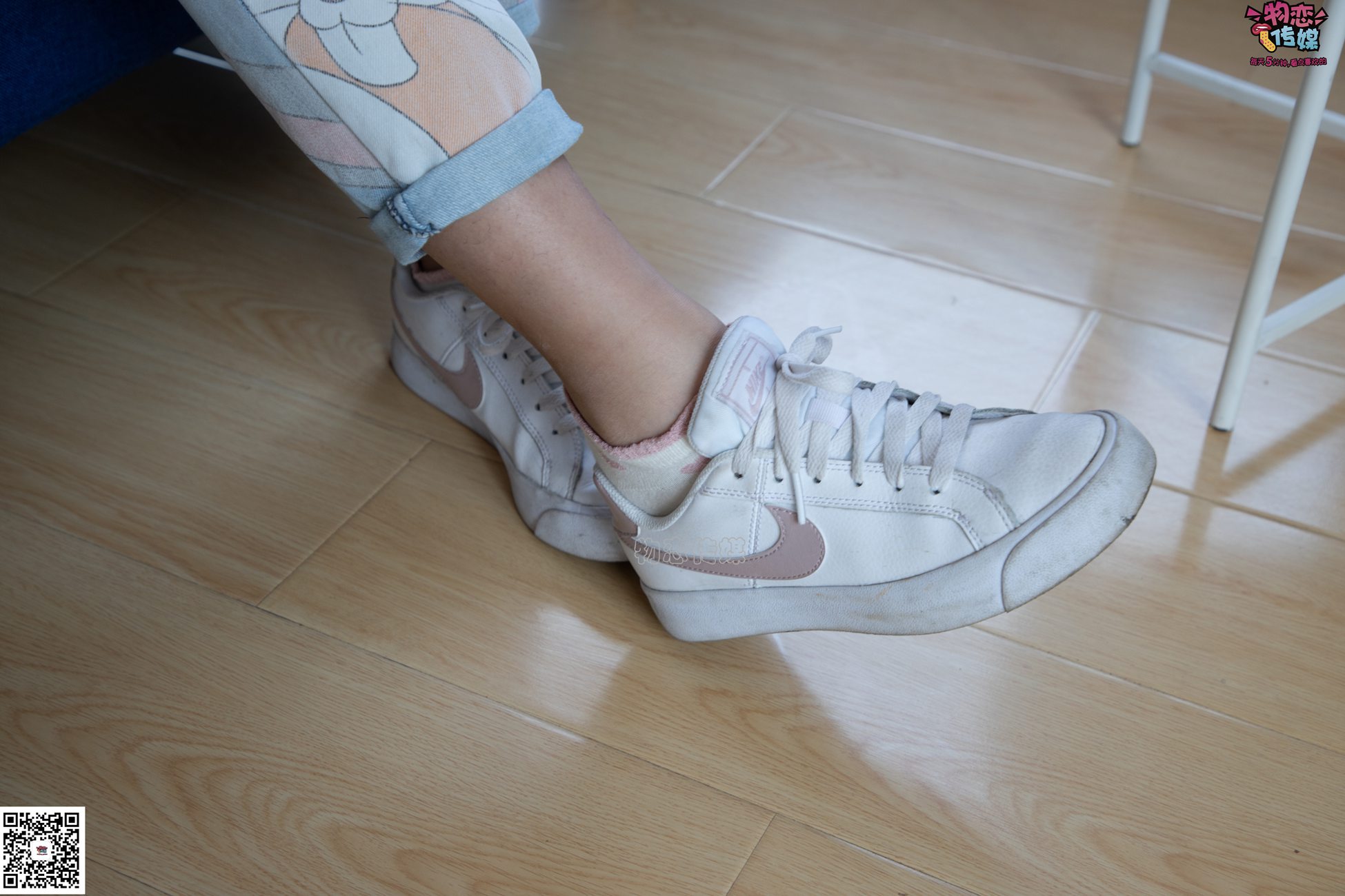 图片[111]-物恋传媒 No.071 可爱小姐姐搭配白色nike板鞋 [171P] – 速更版-美库