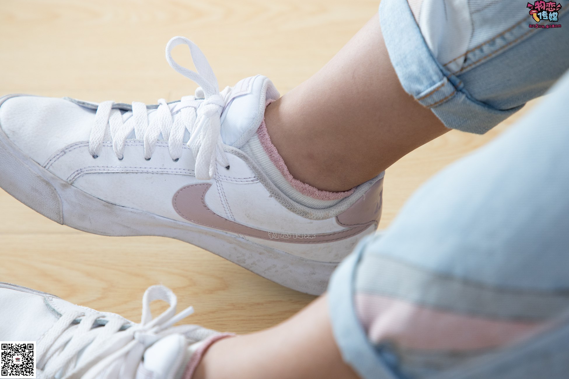 图片[114]-物恋传媒 No.071 可爱小姐姐搭配白色nike板鞋 [171P] – 速更版-美库