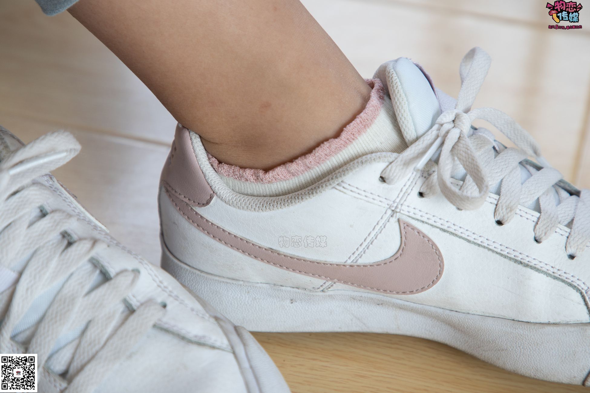 图片[118]-物恋传媒 No.071 可爱小姐姐搭配白色nike板鞋 [171P] – 速更版-美库