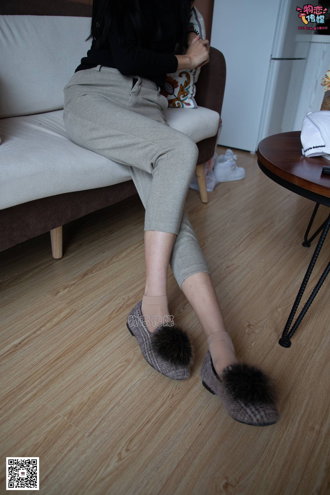 图片[129]-勿恋传媒 No.070 肉丝长发镁钕 执剑舞一曲 温柔与谁共 [160P] – 速更版-美库