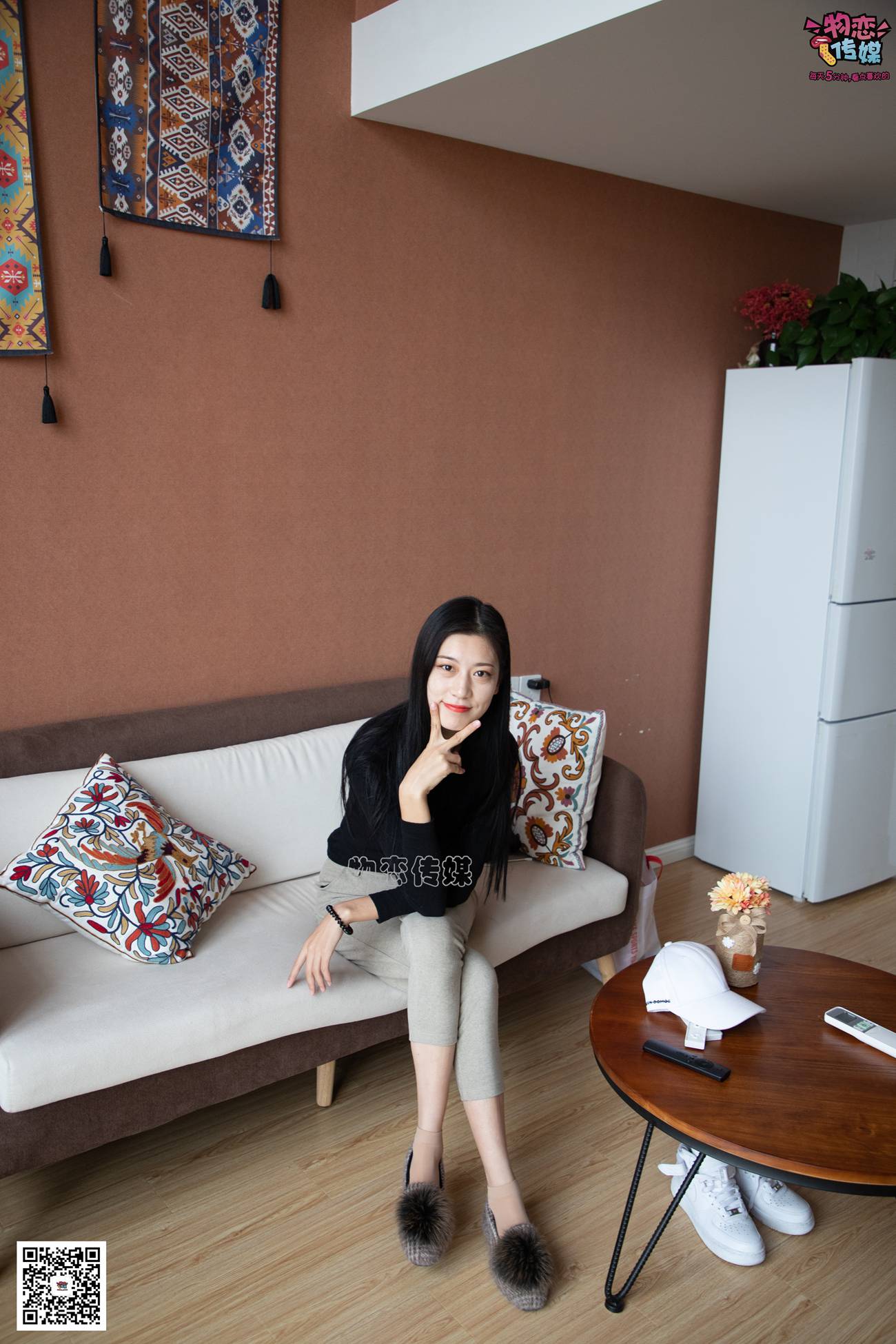 图片[150]-勿恋传媒 No.070 肉丝长发镁钕 执剑舞一曲 温柔与谁共 [160P] – 速更版-美库