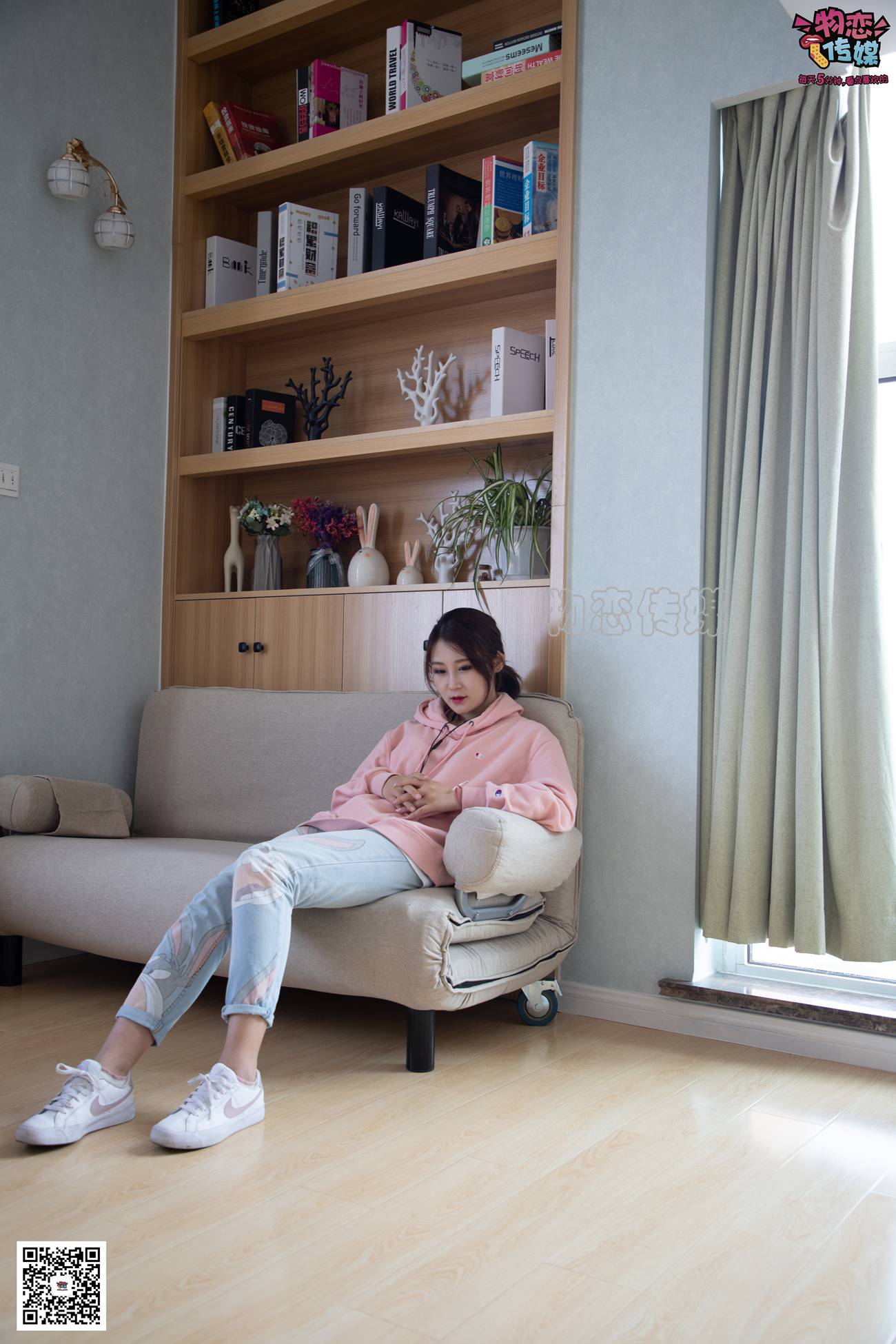 图片[143]-物恋传媒 No.071 可爱小姐姐搭配白色nike板鞋 [171P] – 速更版-美库