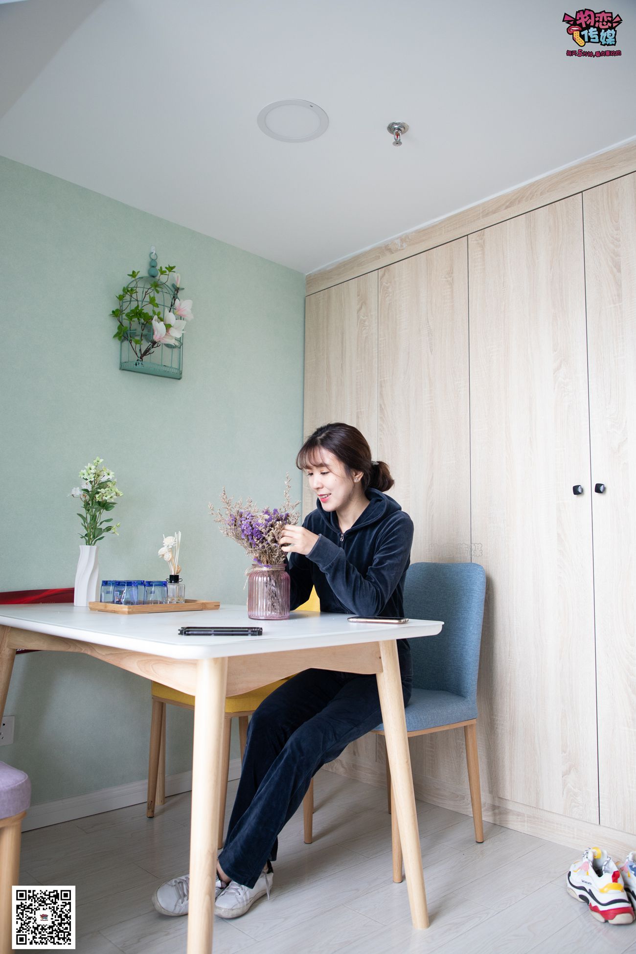 图片[143]-物恋传媒 No.074 晚晴-169身高与35码脚丫的神奇搭配 [152P] – 速更版-美库