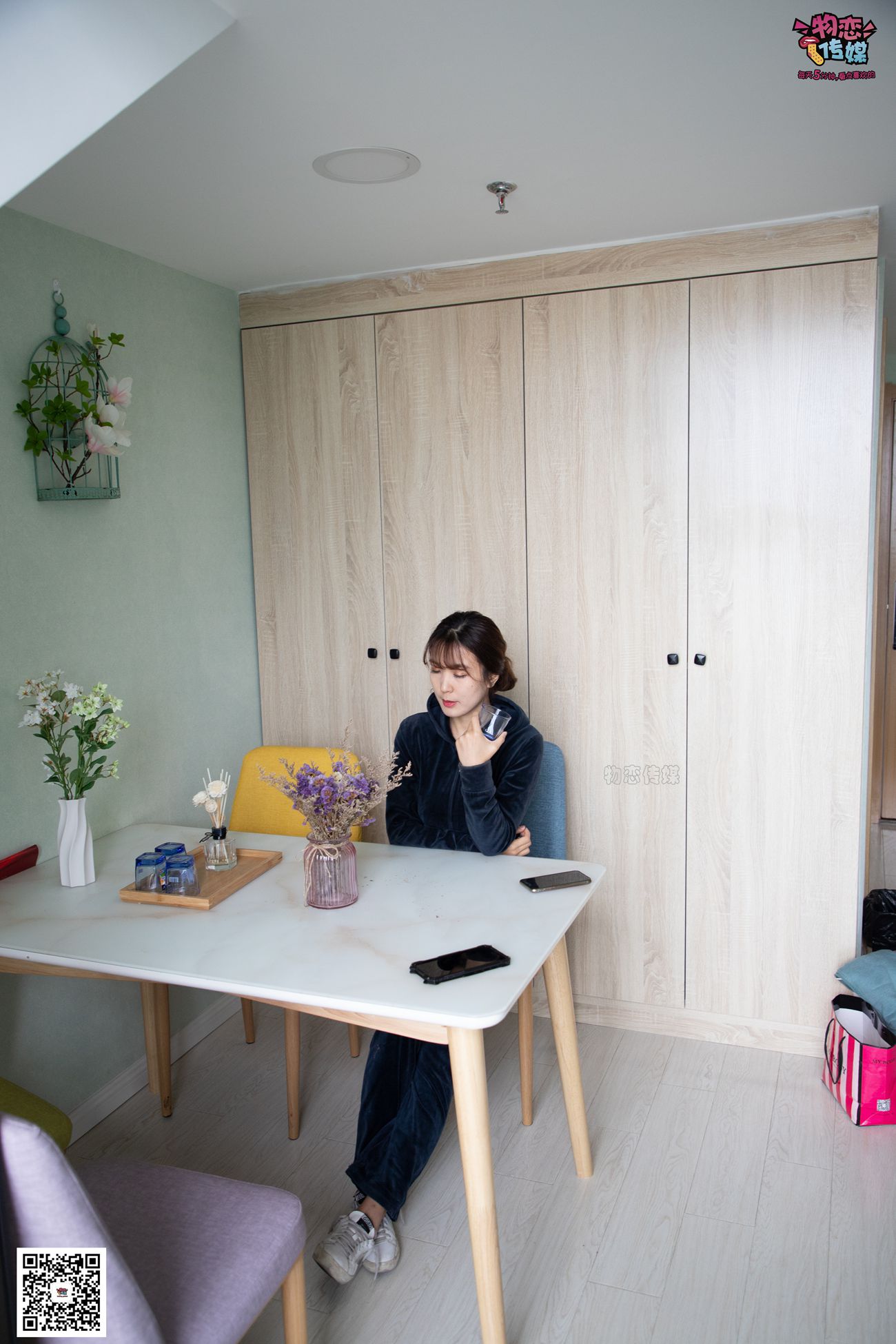 图片[151]-物恋传媒 No.074 晚晴-169身高与35码脚丫的神奇搭配 [152P] – 速更版-美库