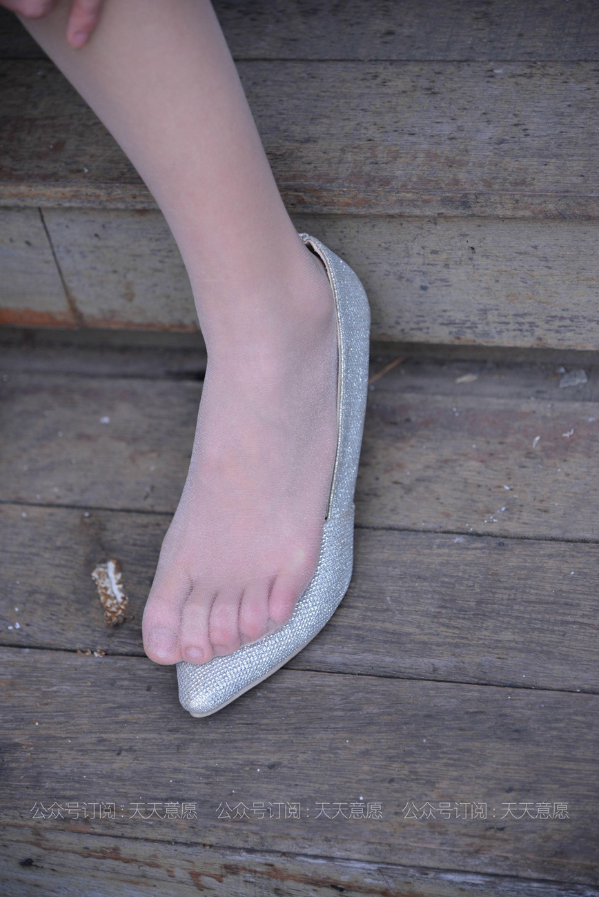 图片[14]-[IESS异思趣向] 2021.04.30 丝享家793：潇潇《楼梯上的黑色绑带》[82P] – 速更版-美库