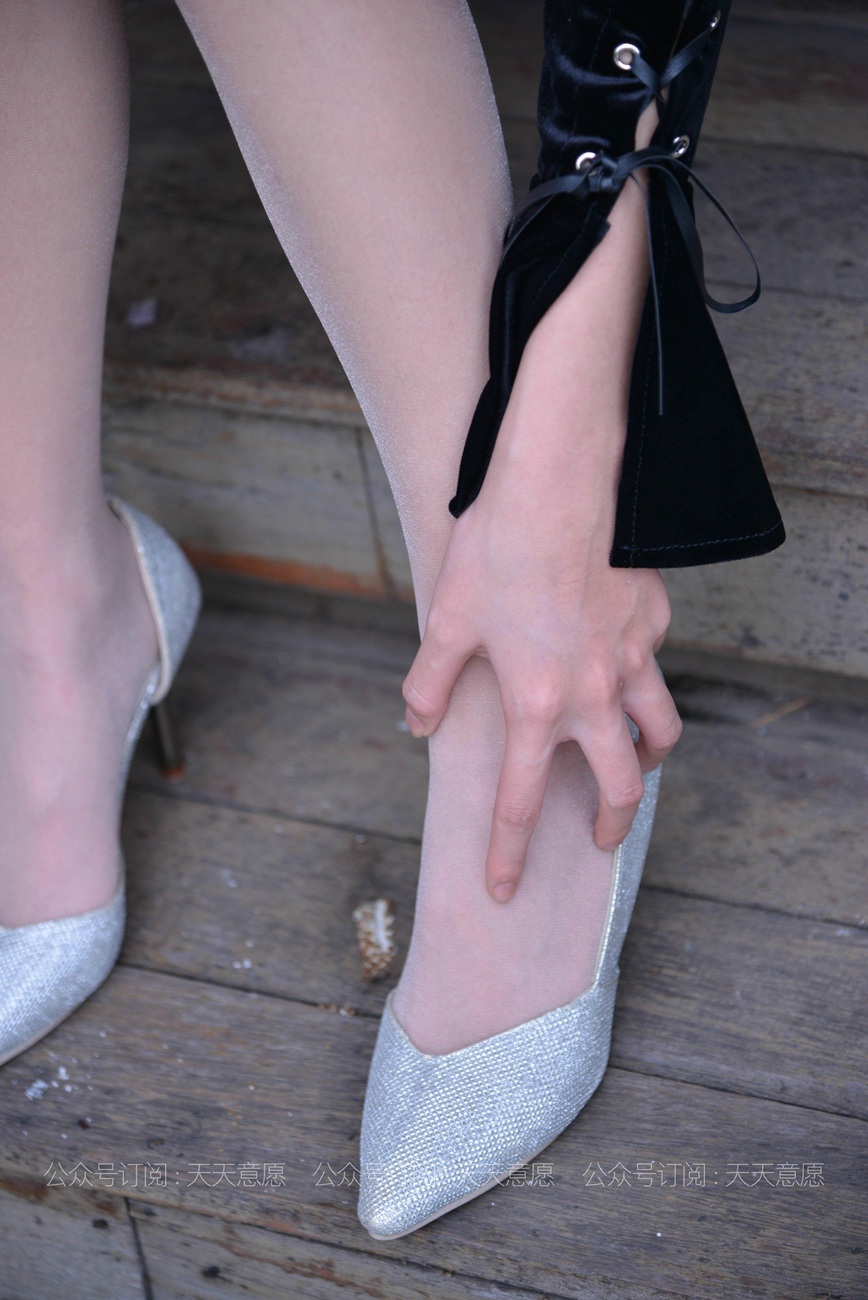 图片[18]-[IESS异思趣向] 2021.04.30 丝享家793：潇潇《楼梯上的黑色绑带》[82P] – 速更版-美库