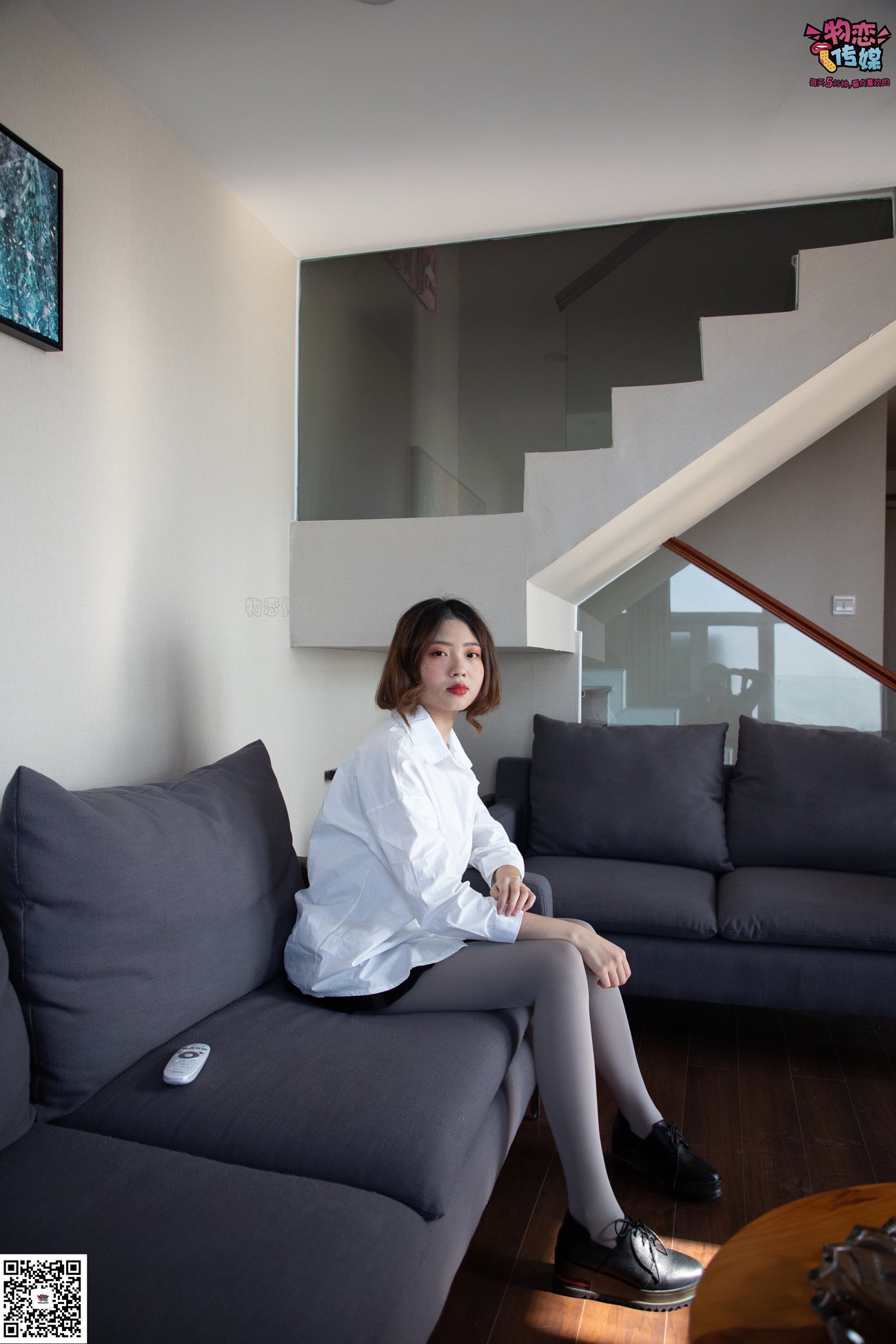 图片[98]-No.076 维维-沙发、可爱、灰丝与小皮鞋 [99P] – 速更版-美库