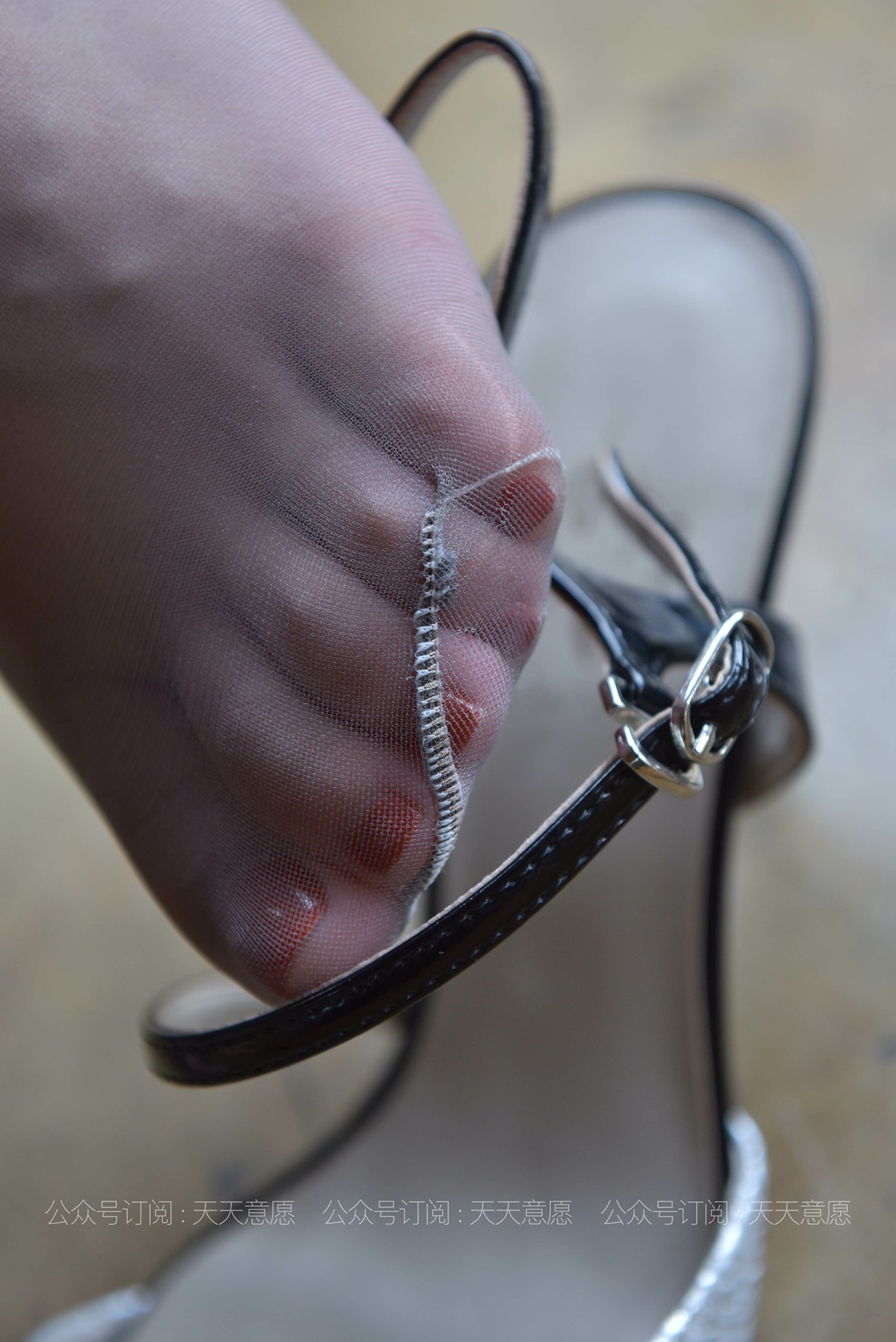 图片[21]-[IESS异思趣向] 耽丝 210503 表妹的职业裙装 [86P] – 速更版-美库