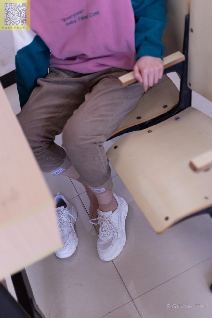 图片[28]-[LSS山茶摄影] NO.286 晨晨的灰丝和运动鞋短丝[89P] – 速更版-美库