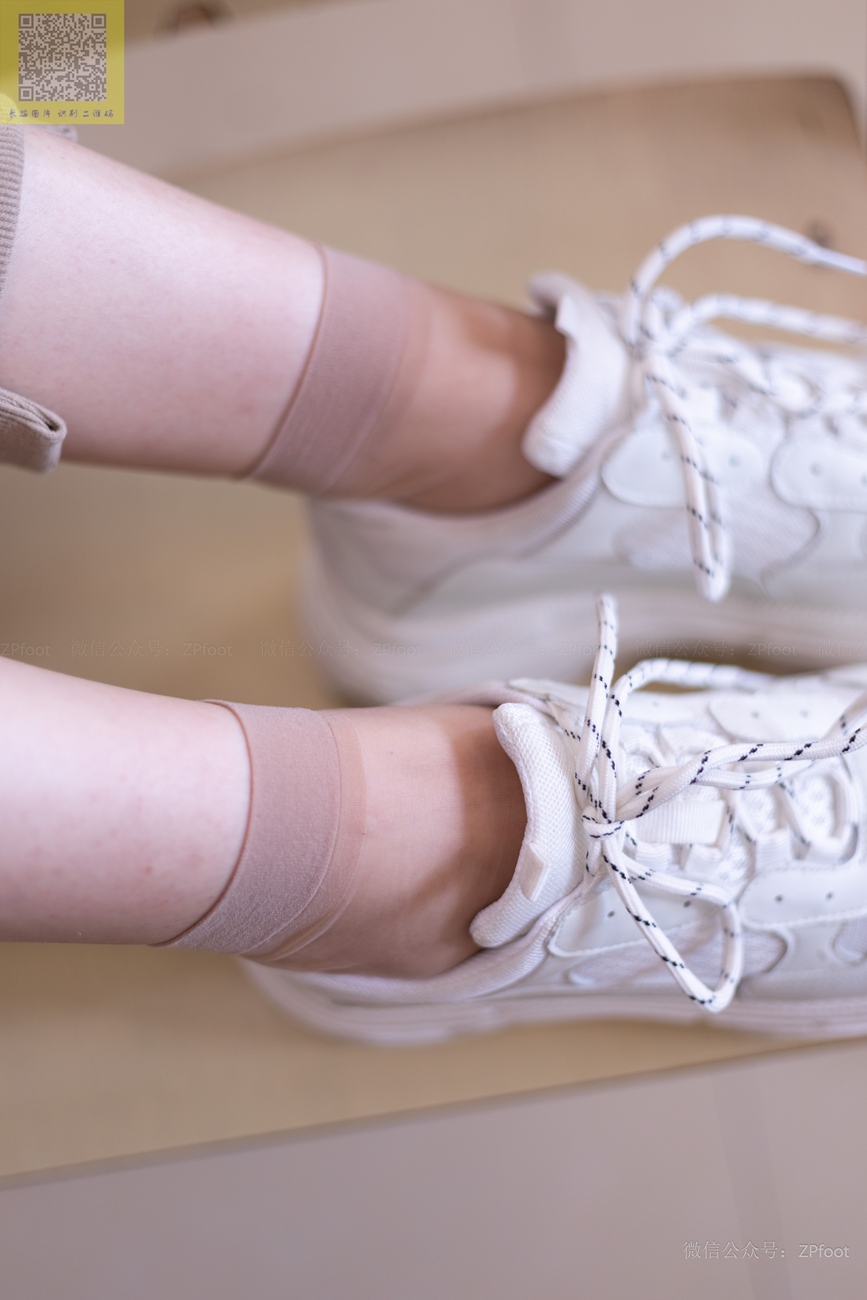 图片[30]-[LSS山茶摄影] NO.286 晨晨的灰丝和运动鞋短丝[89P] – 速更版-美库