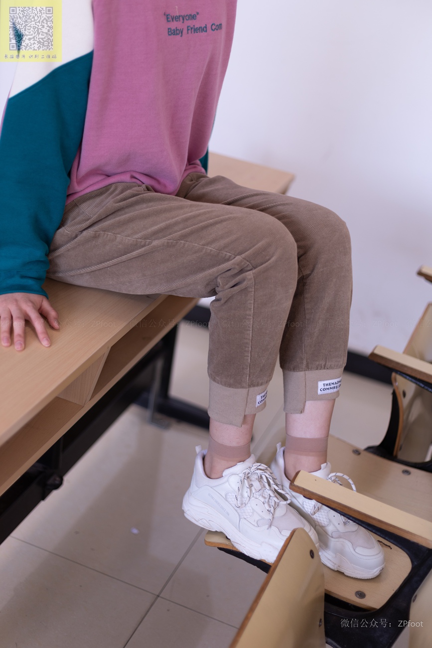 图片[35]-[LSS山茶摄影] NO.286 晨晨的灰丝和运动鞋短丝[89P] – 速更版-美库