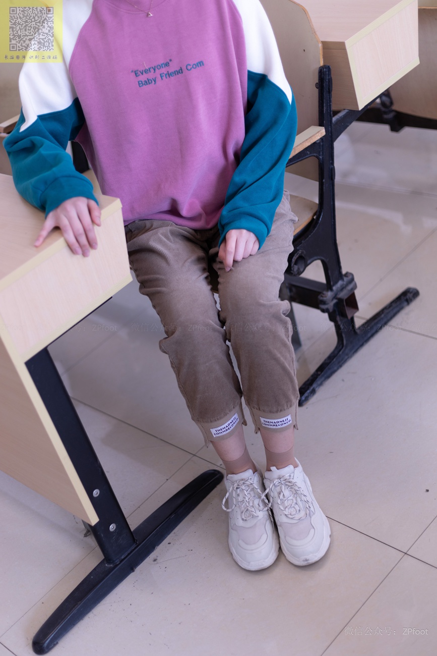 图片[39]-[LSS山茶摄影] NO.286 晨晨的灰丝和运动鞋短丝[89P] – 速更版-美库