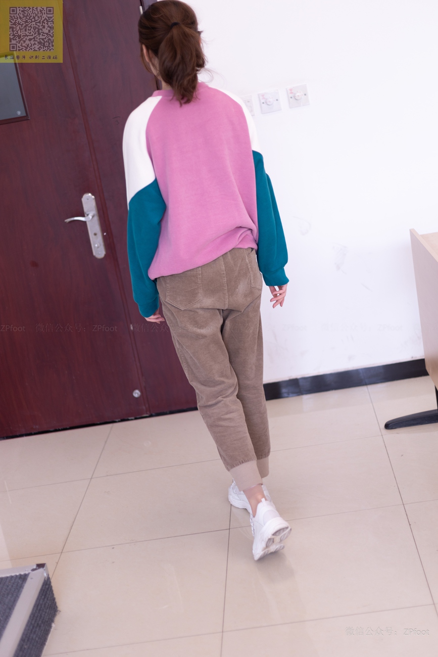 图片[41]-[LSS山茶摄影] NO.286 晨晨的灰丝和运动鞋短丝[89P] – 速更版-美库