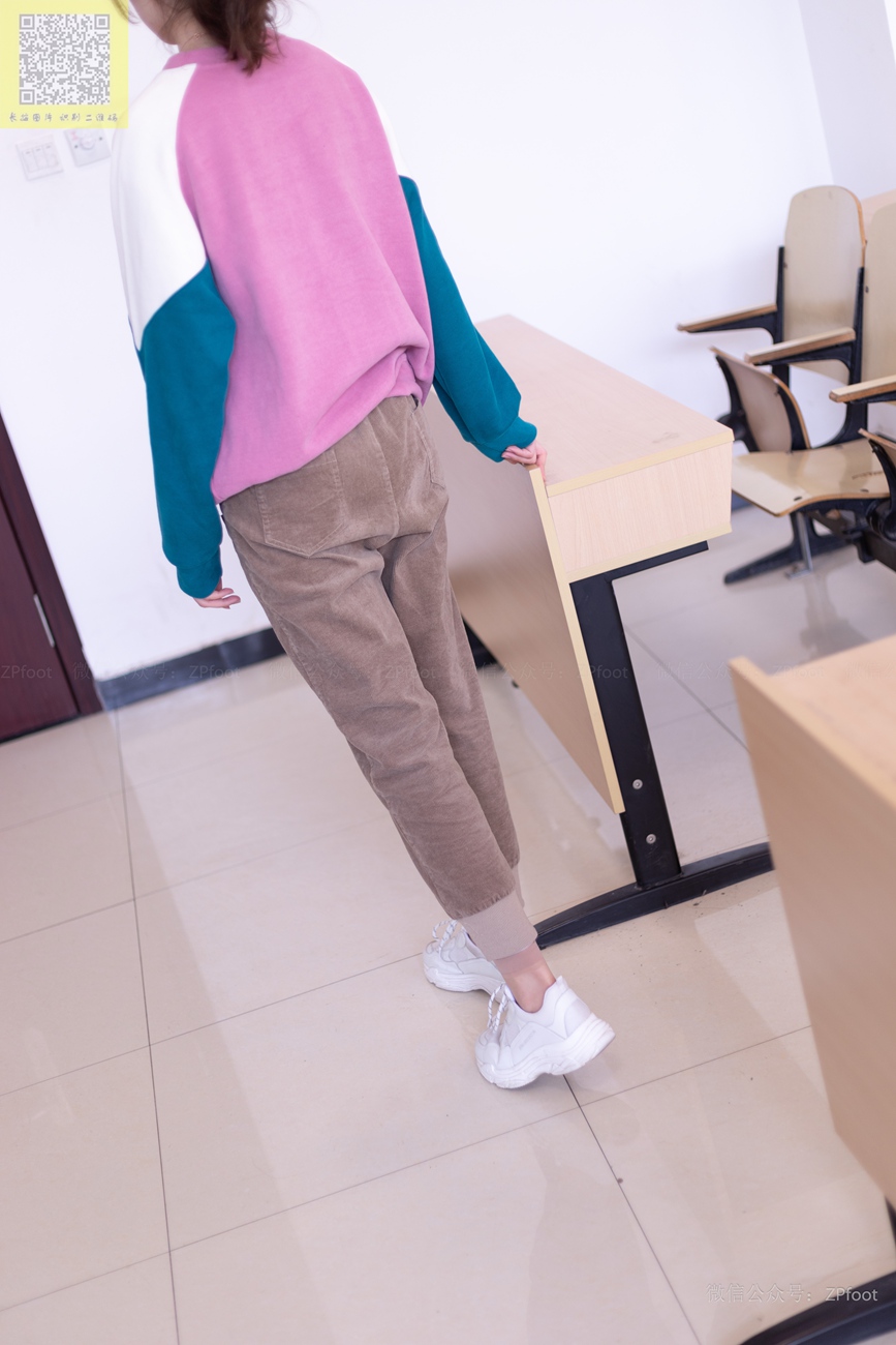 图片[42]-[LSS山茶摄影] NO.286 晨晨的灰丝和运动鞋短丝[89P] – 速更版-美库