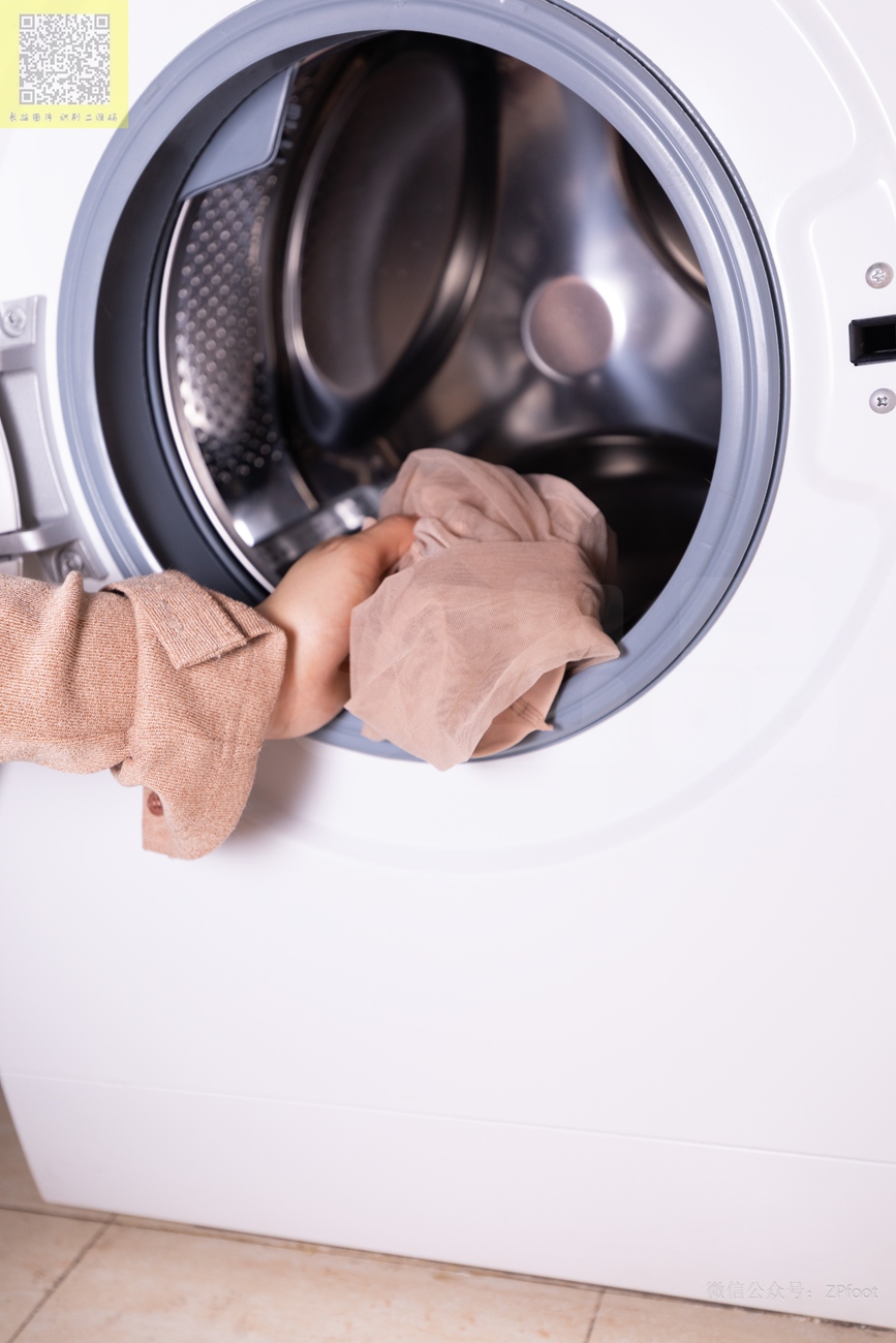 图片[17]-[LSS山茶摄影] NO.294 童童洗丝袜 [70P] – 速更版-美库