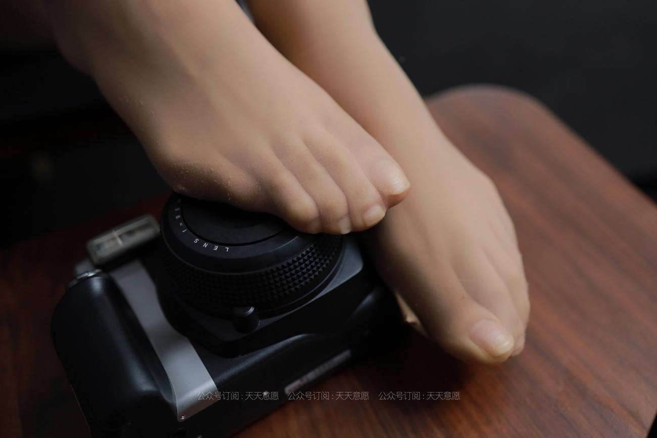 图片[22]-[IESS异思趣向] 2021.05.05 丝享家797：肉肉《大长腿超短裙》[51P] – 速更版-美库