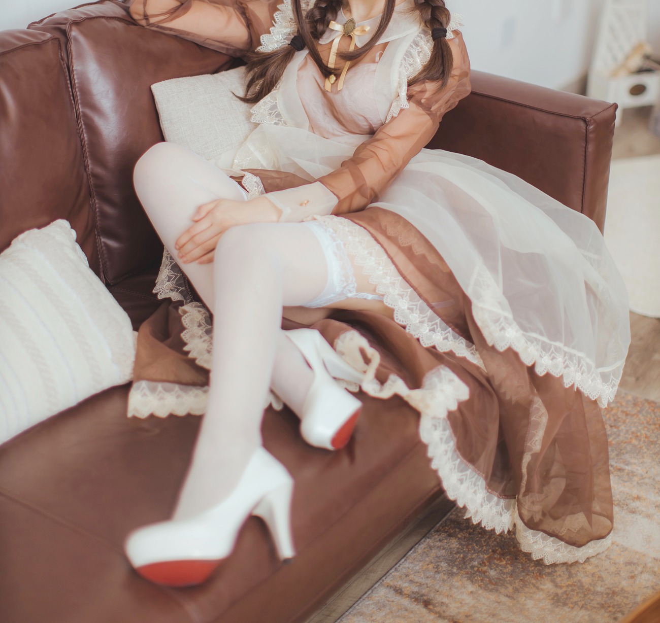 图片[24]-Coser衣衣 – 透明女仆[31P] – 速更版-美库