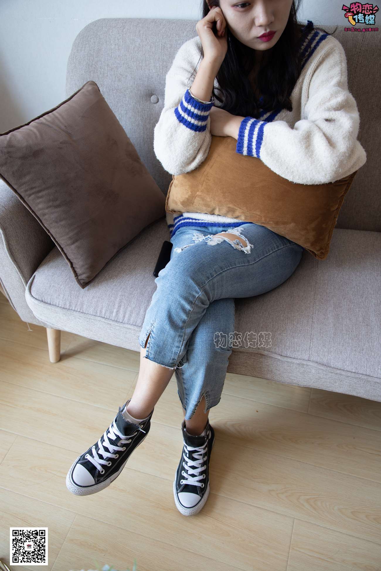 图片[41]-物恋传媒 No.080 雯雯-牛仔裤搭配匡威高帮帆布鞋 [141P] – 速更版-美库