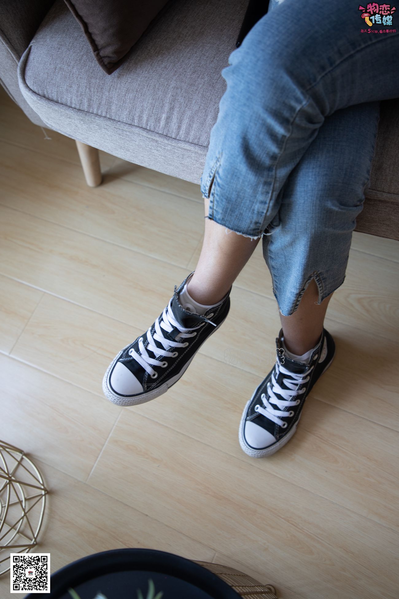 图片[44]-物恋传媒 No.080 雯雯-牛仔裤搭配匡威高帮帆布鞋 [141P] – 速更版-美库