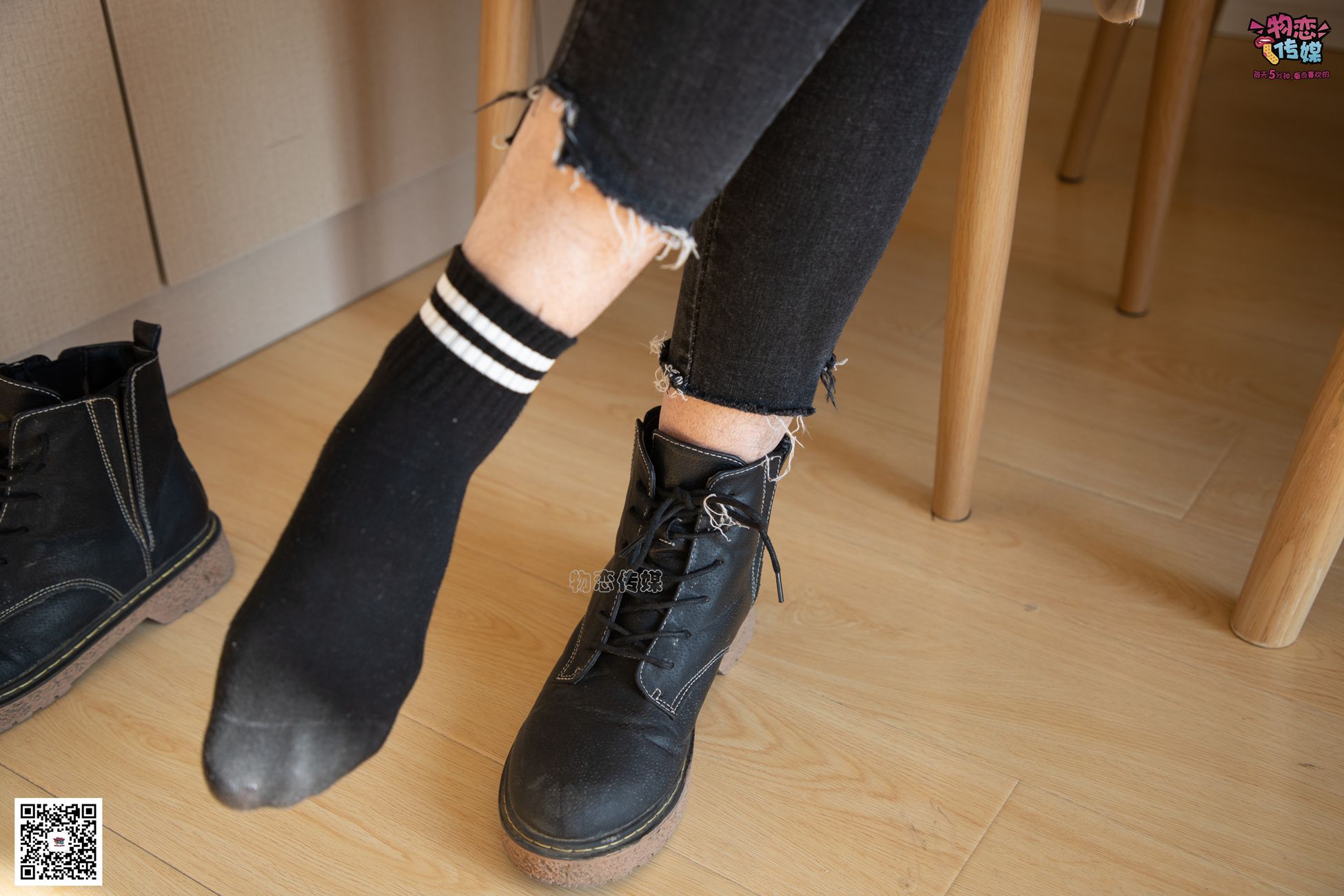 图片[43]-[物恋传媒] NO.081 苏贝-又见马丁靴，冬日的经典 [130P] – 速更版-美库