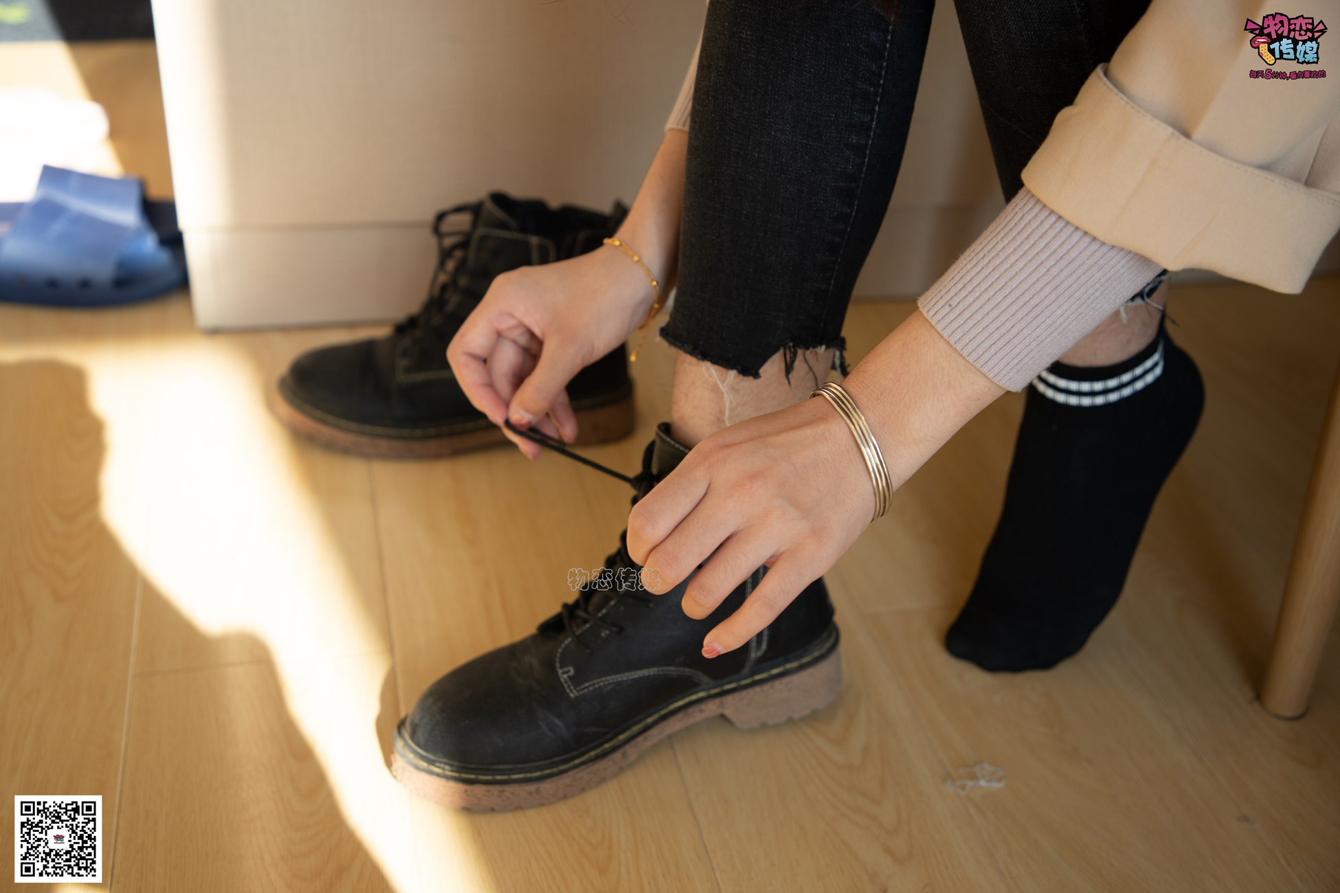 图片[49]-[物恋传媒] NO.081 苏贝-又见马丁靴，冬日的经典 [130P] – 速更版-美库