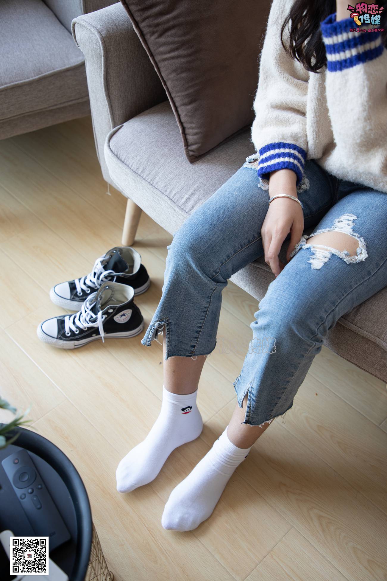 图片[84]-物恋传媒 No.080 雯雯-牛仔裤搭配匡威高帮帆布鞋 [141P] – 速更版-美库