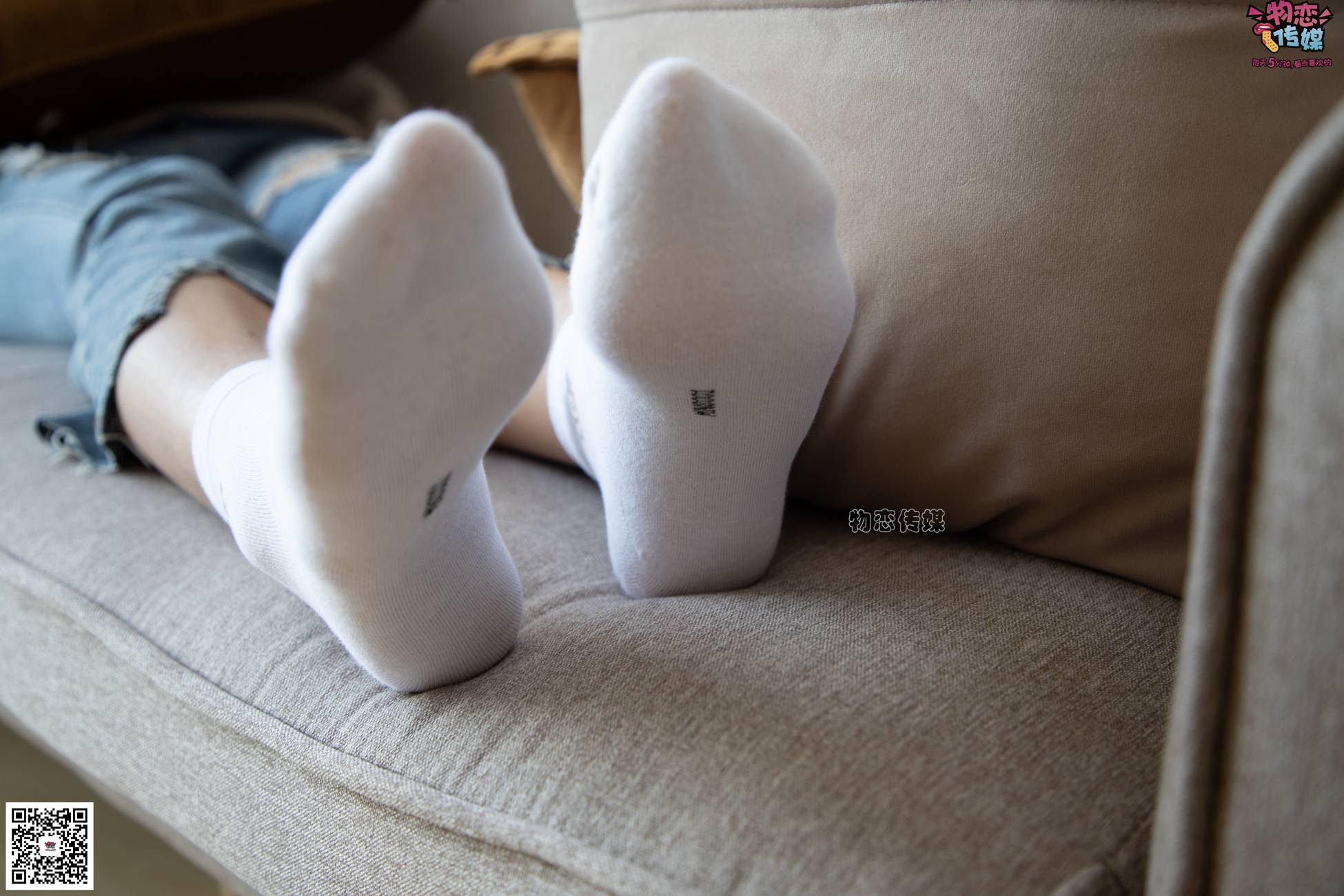 图片[97]-物恋传媒 No.080 雯雯-牛仔裤搭配匡威高帮帆布鞋 [141P] – 速更版-美库