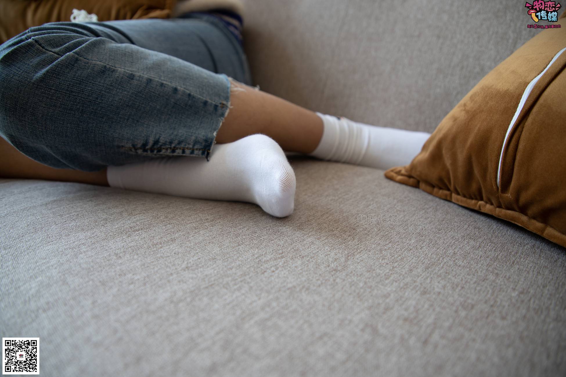 图片[125]-物恋传媒 No.080 雯雯-牛仔裤搭配匡威高帮帆布鞋 [141P] – 速更版-美库