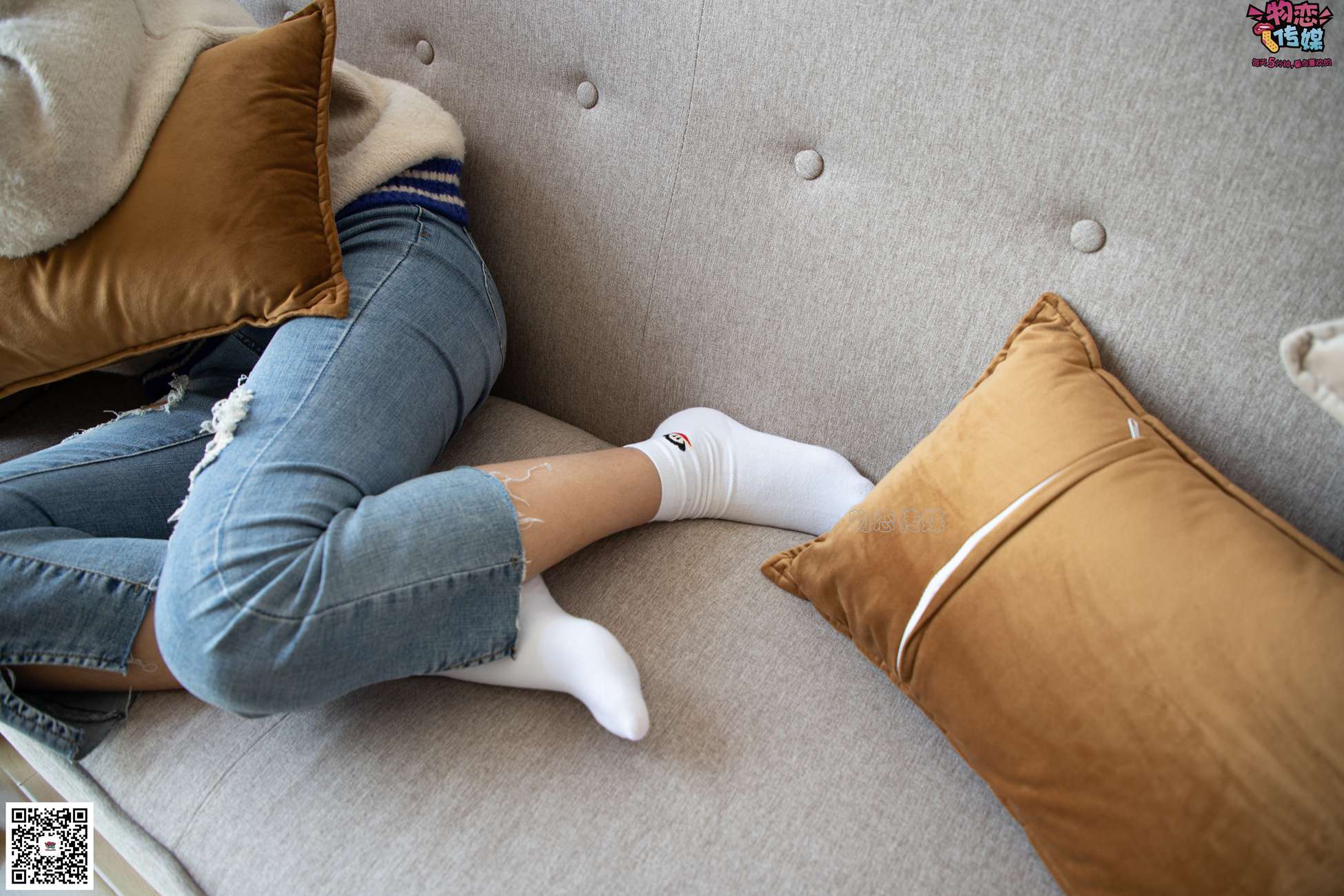 图片[128]-物恋传媒 No.080 雯雯-牛仔裤搭配匡威高帮帆布鞋 [141P] – 速更版-美库
