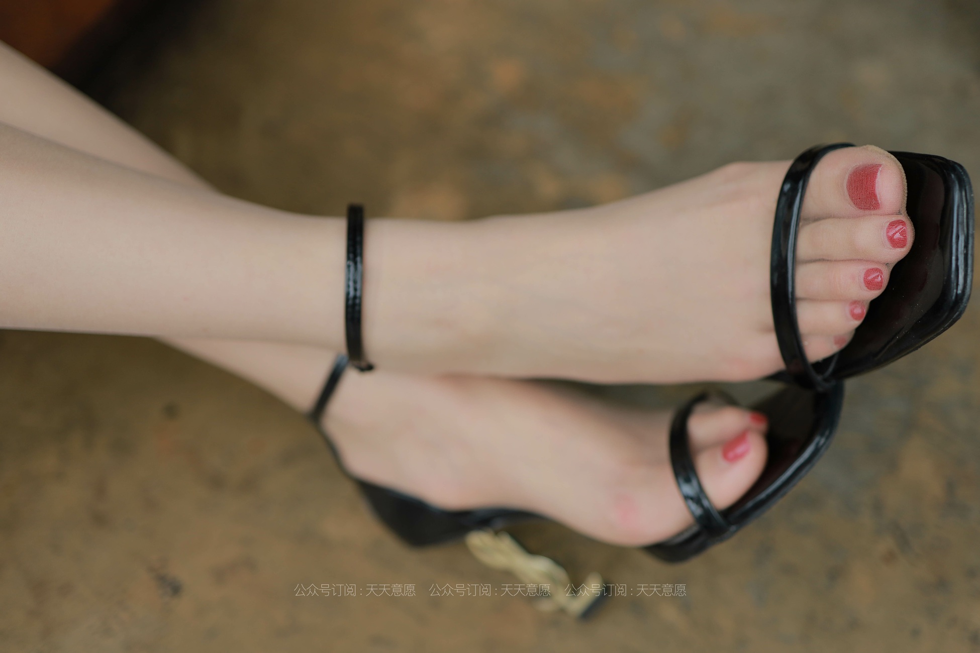 图片[26]-[IESS异思趣向] 耽丝 210511 九妹的法式连衣裙 [89P] – 速更版-美库