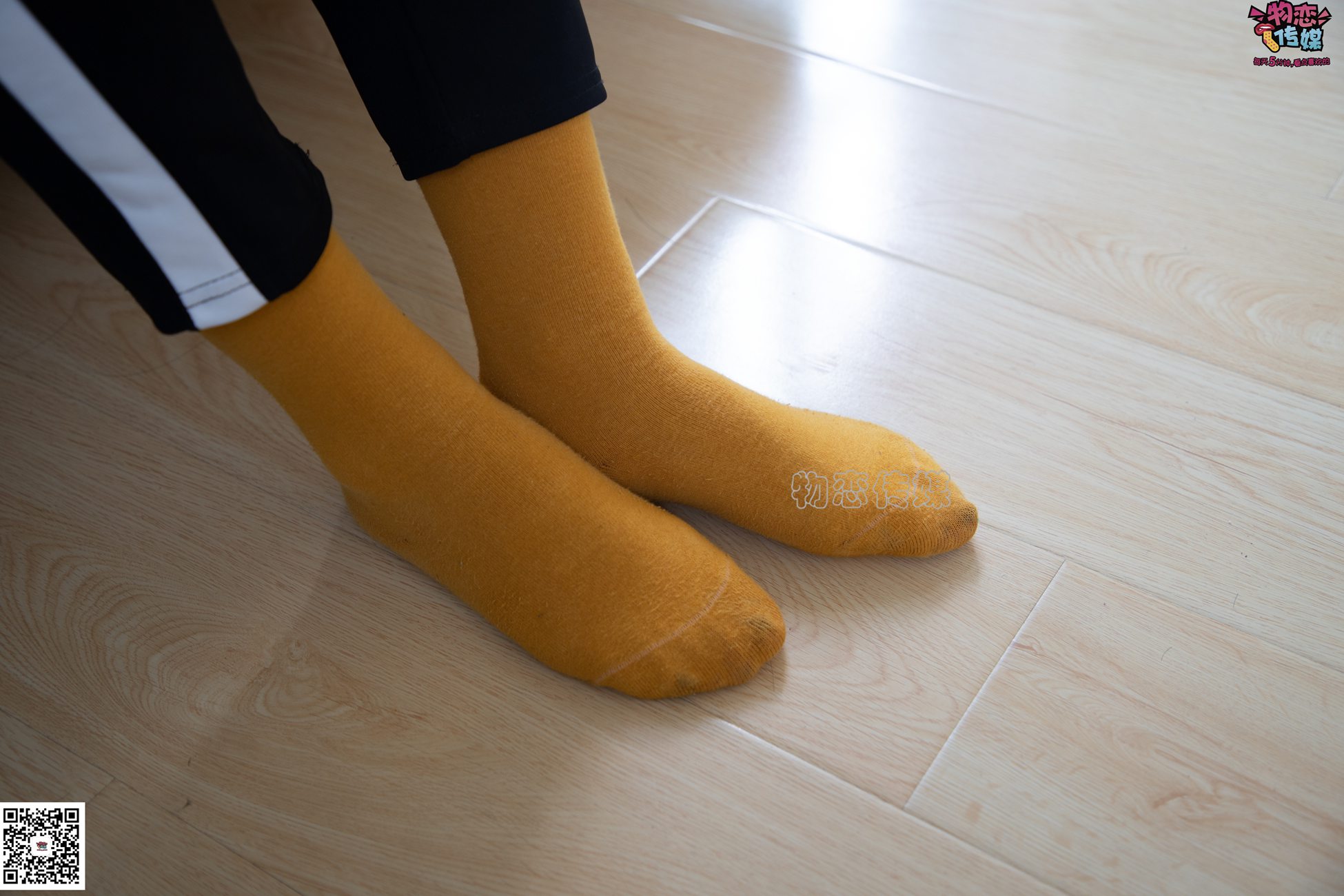 图片[40]-物恋传媒 NO.083 思薇 暖黄色棉袜与马丁靴 [142P] – 速更版-美库