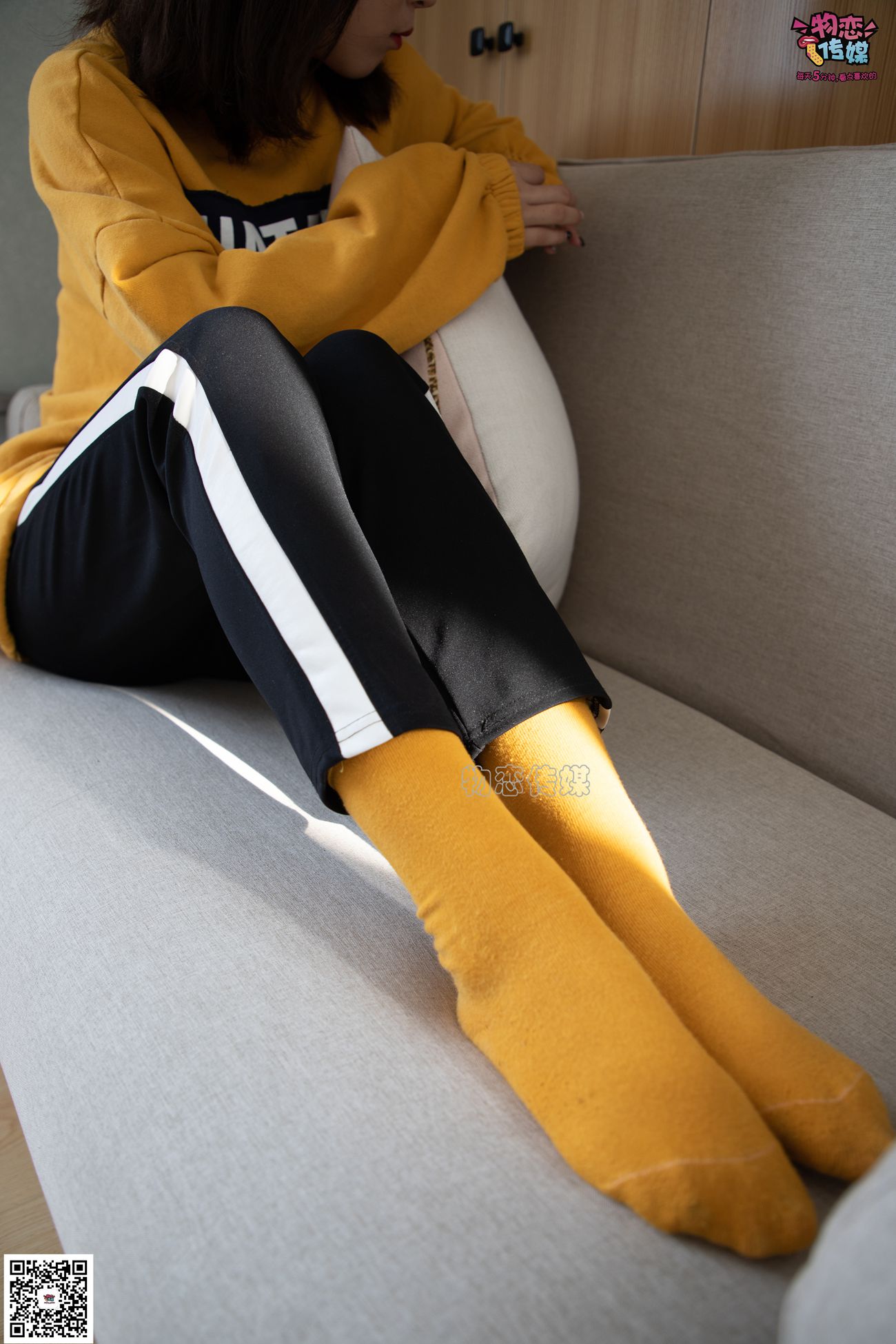 图片[45]-物恋传媒 NO.083 思薇 暖黄色棉袜与马丁靴 [142P] – 速更版-美库