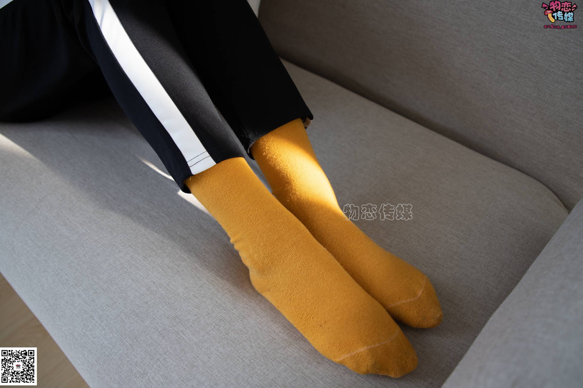 图片[46]-物恋传媒 NO.083 思薇 暖黄色棉袜与马丁靴 [142P] – 速更版-美库