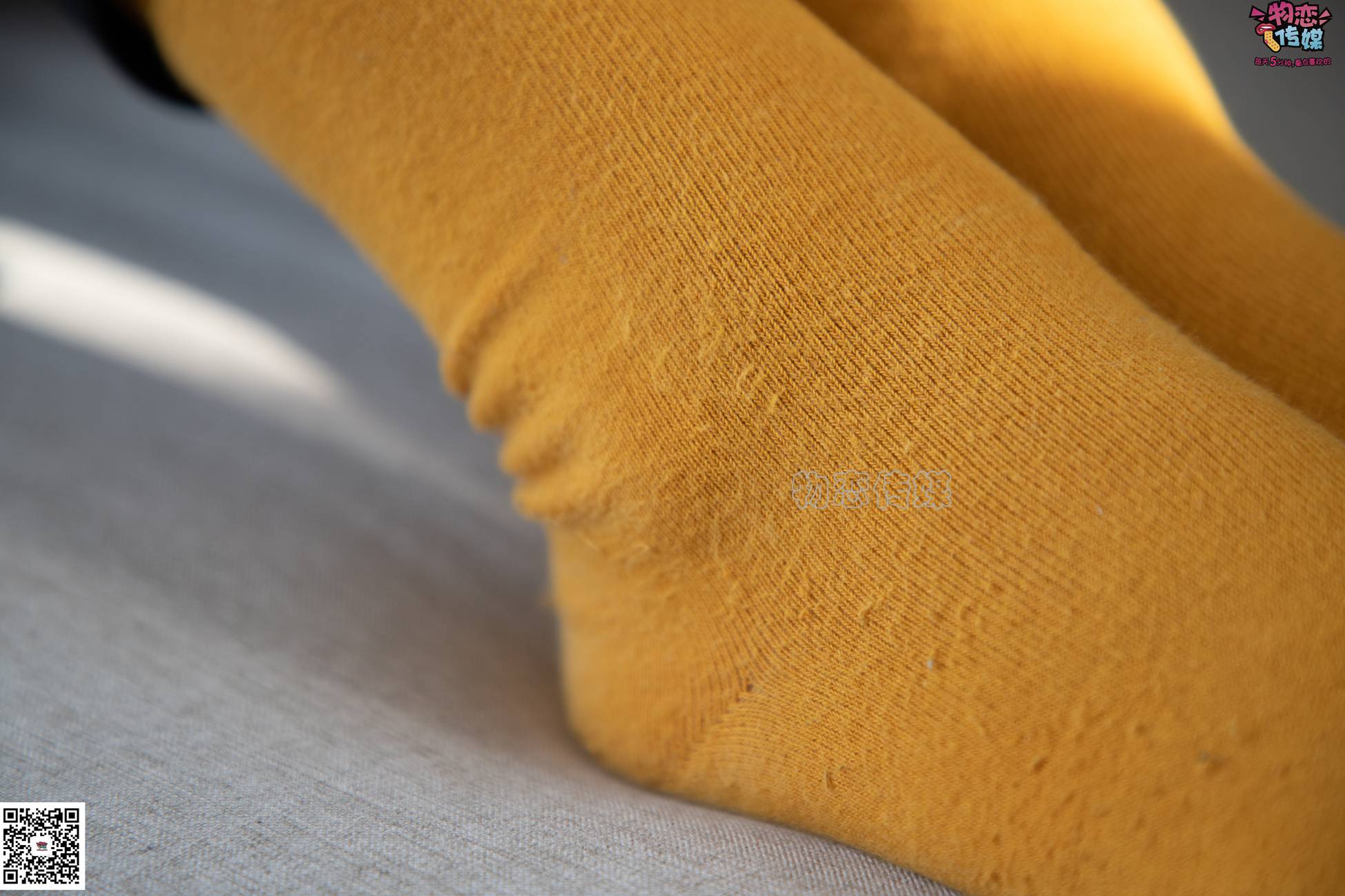 图片[48]-物恋传媒 NO.083 思薇 暖黄色棉袜与马丁靴 [142P] – 速更版-美库