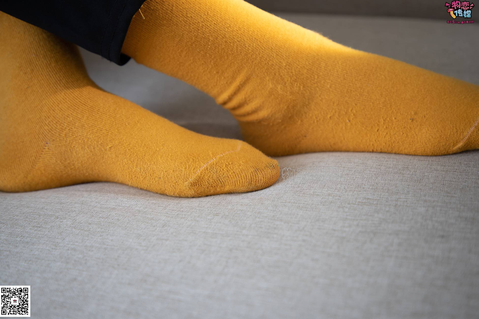 图片[51]-物恋传媒 NO.083 思薇 暖黄色棉袜与马丁靴 [142P] – 速更版-美库