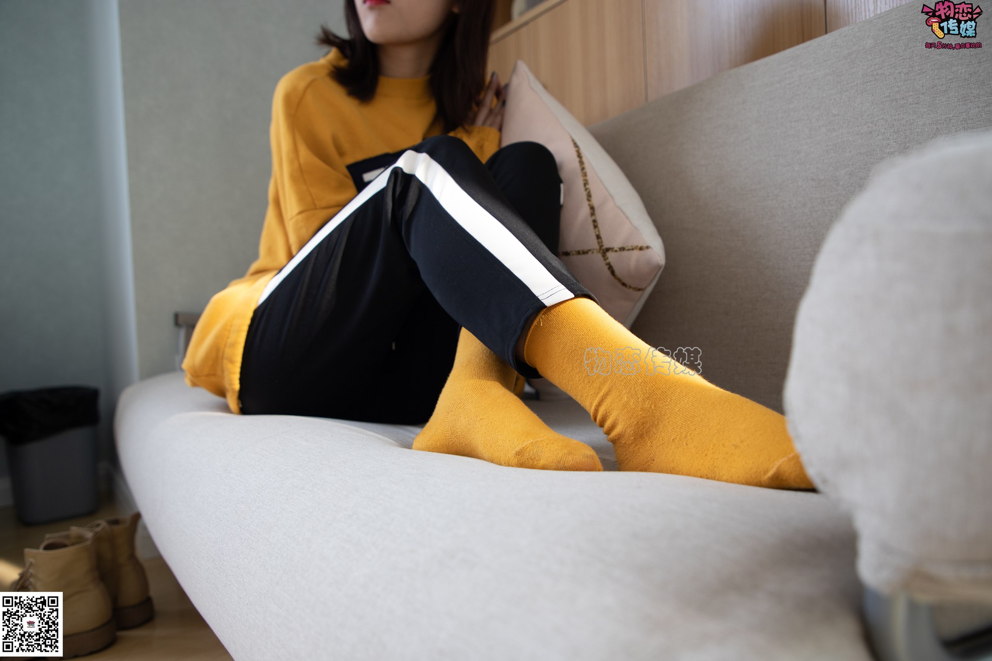 图片[54]-物恋传媒 NO.083 思薇 暖黄色棉袜与马丁靴 [142P] – 速更版-美库