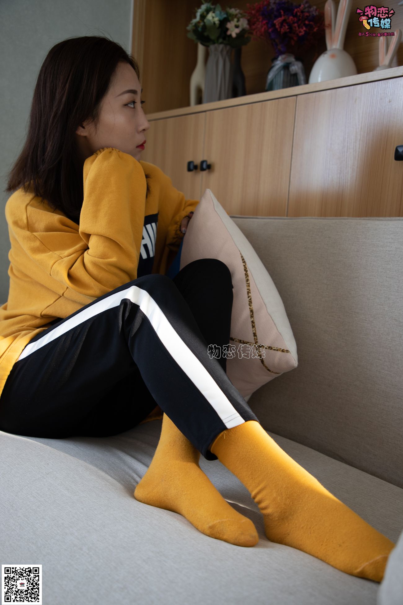 图片[56]-物恋传媒 NO.083 思薇 暖黄色棉袜与马丁靴 [142P] – 速更版-美库
