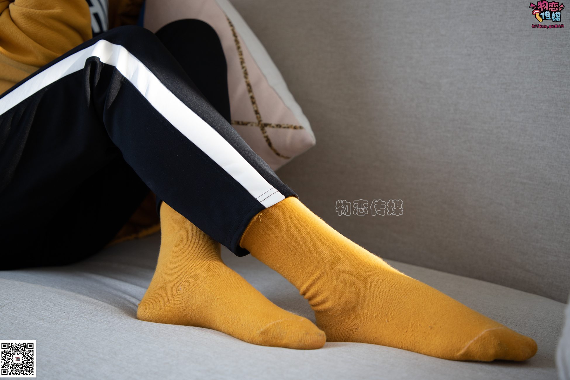 图片[57]-物恋传媒 NO.083 思薇 暖黄色棉袜与马丁靴 [142P] – 速更版-美库