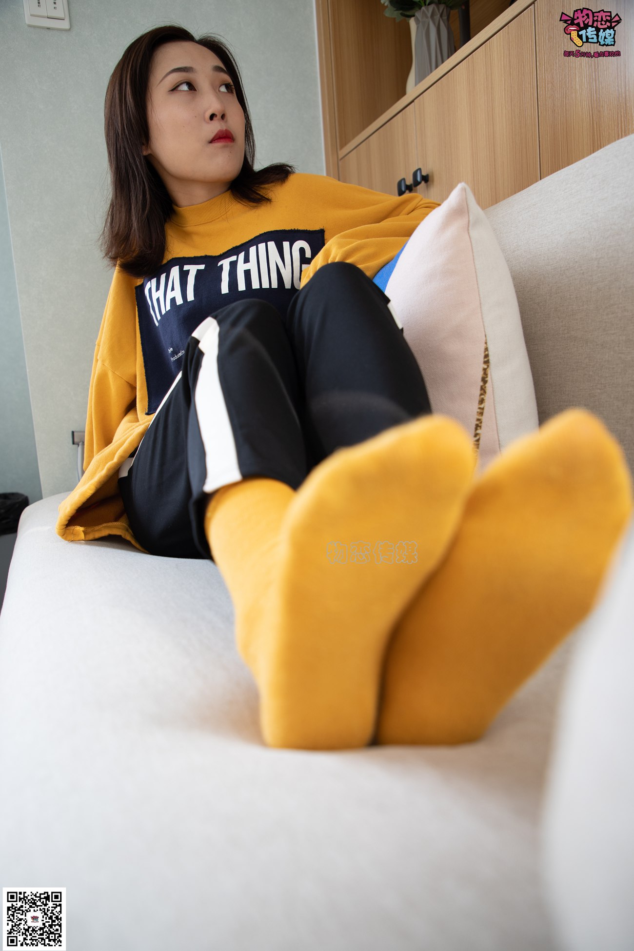 图片[76]-物恋传媒 NO.083 思薇 暖黄色棉袜与马丁靴 [142P] – 速更版-美库