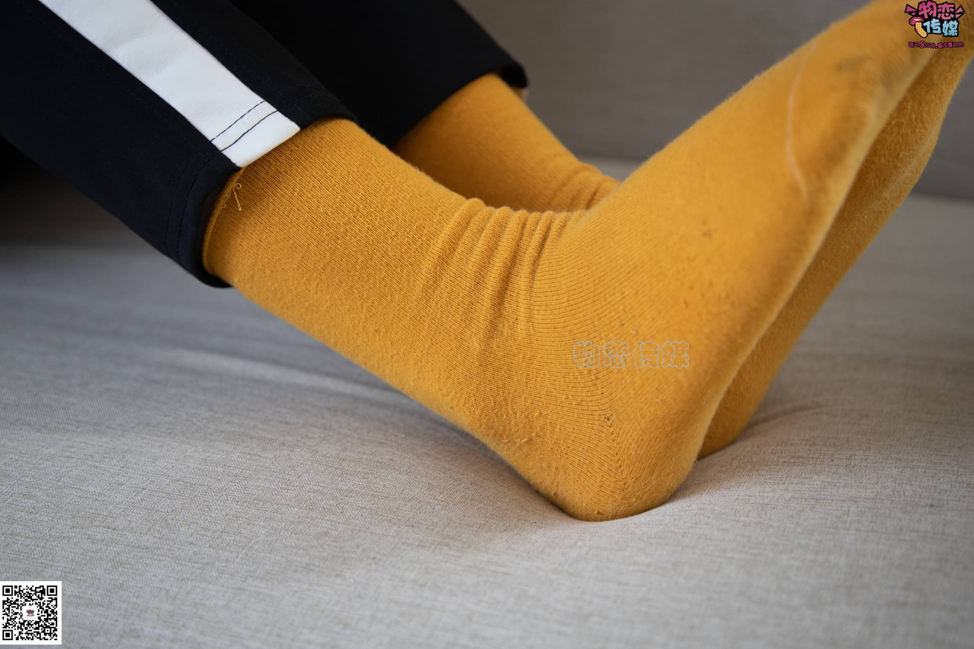 图片[79]-物恋传媒 NO.083 思薇 暖黄色棉袜与马丁靴 [142P] – 速更版-美库