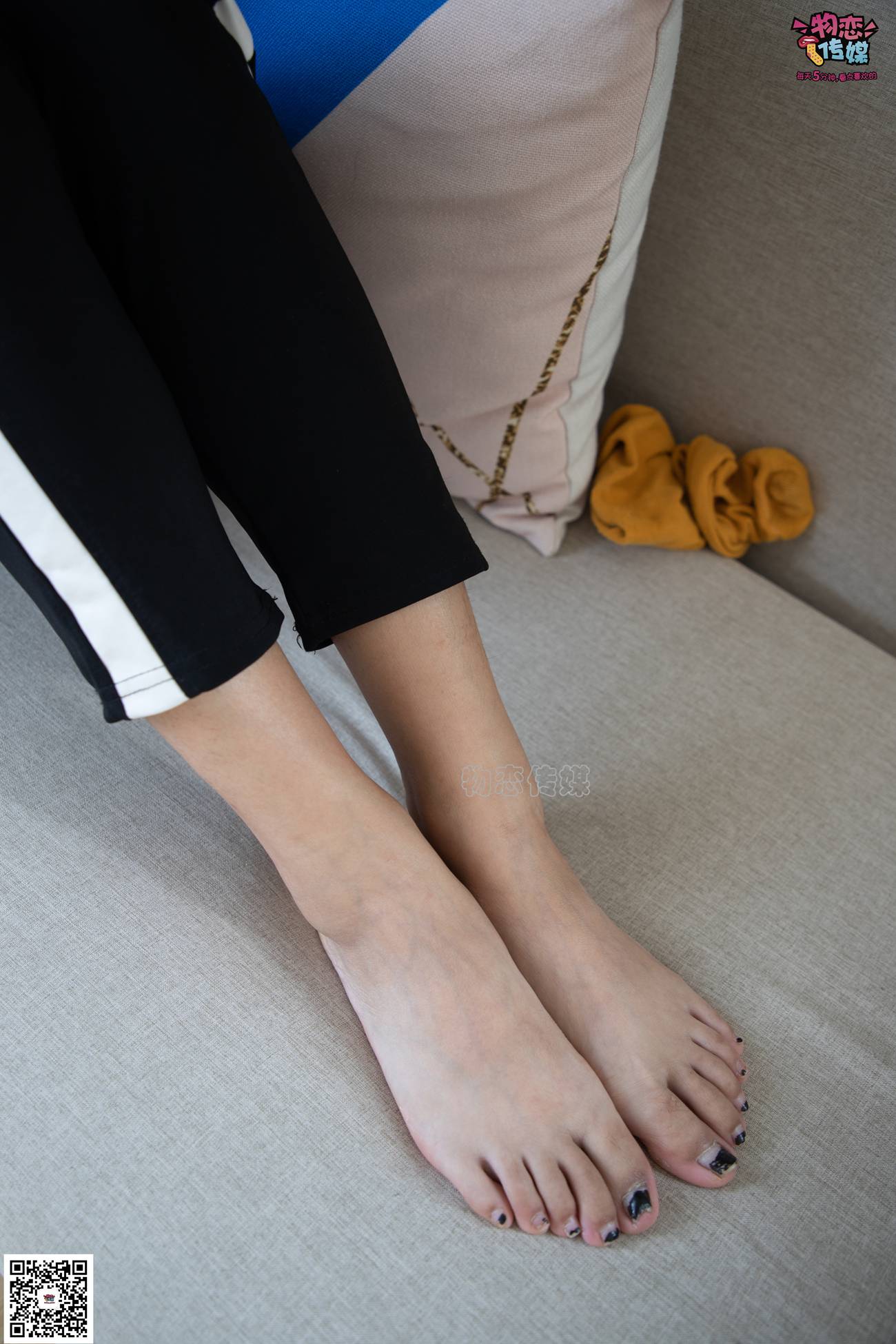 图片[112]-物恋传媒 NO.083 思薇 暖黄色棉袜与马丁靴 [142P] – 速更版-美库