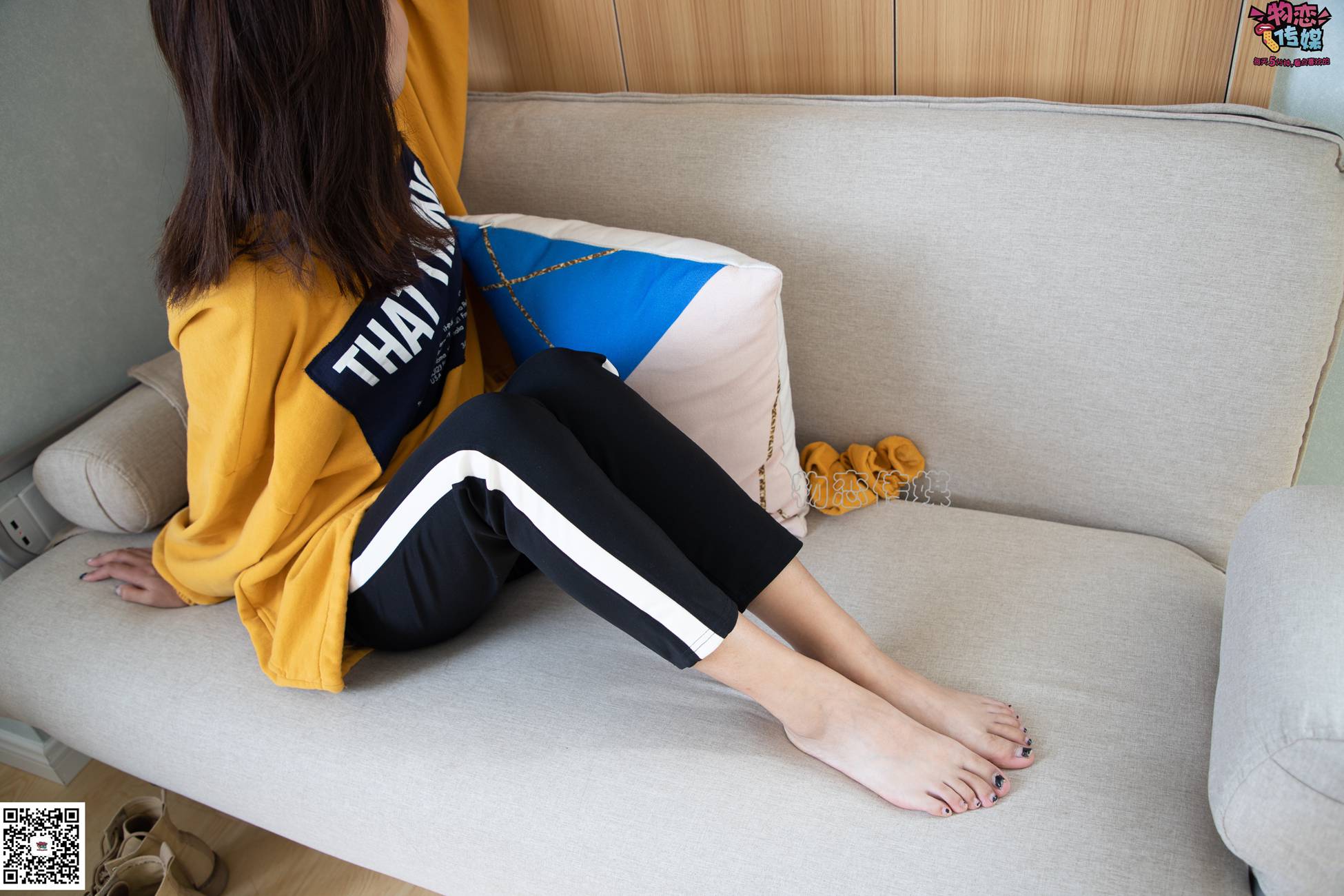 图片[113]-物恋传媒 NO.083 思薇 暖黄色棉袜与马丁靴 [142P] – 速更版-美库