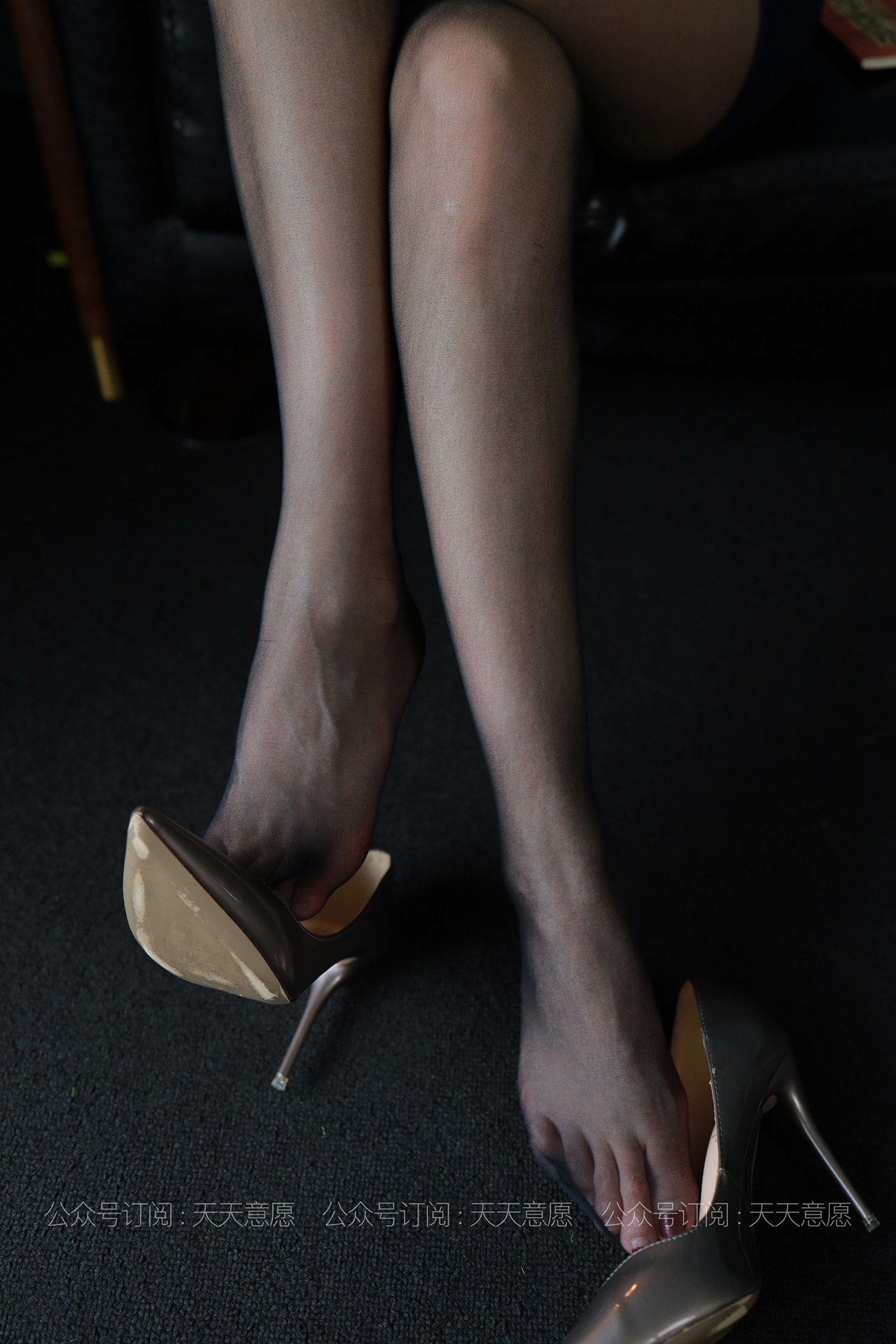 图片[14]-[IESS异思趣向] 耽丝 210513 语汐的沙发诱惑 [89P] – 速更版-美库