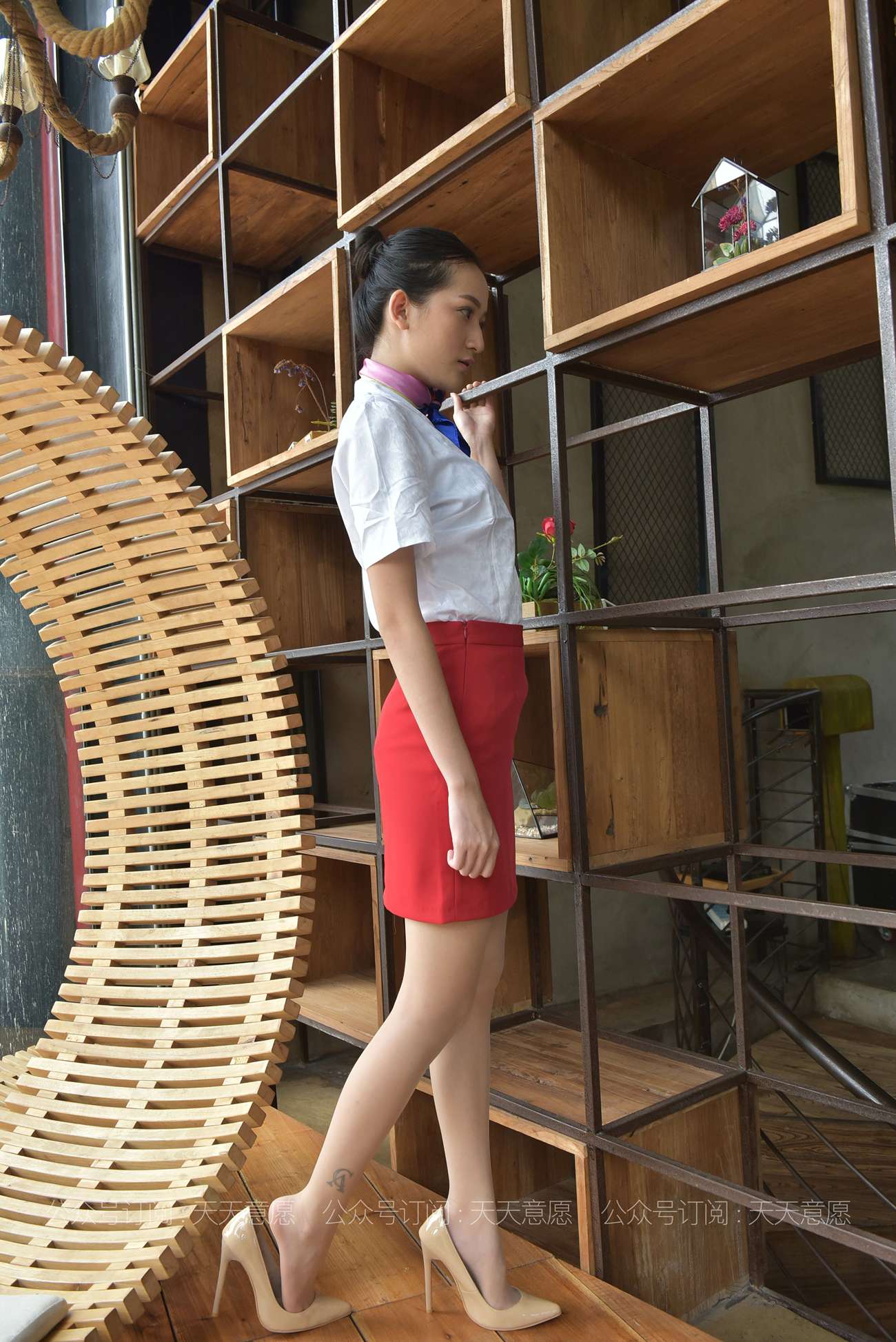 图片[41]-[IESS异思趣向] 耽丝 210514 潇潇的红裙职业装展示 [87P] – 速更版-美库